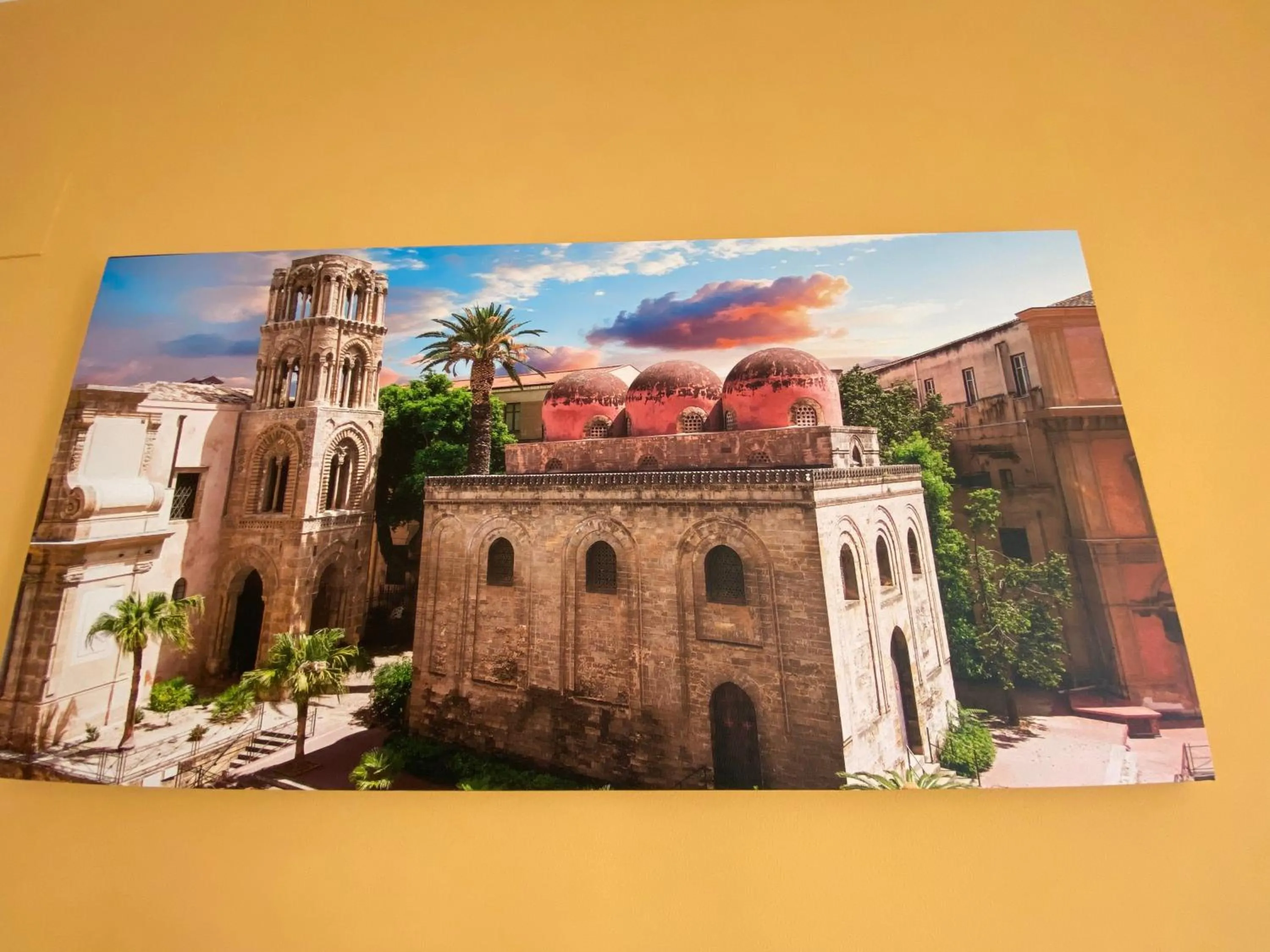 Decorative detail in LeAlbe di Sicilia