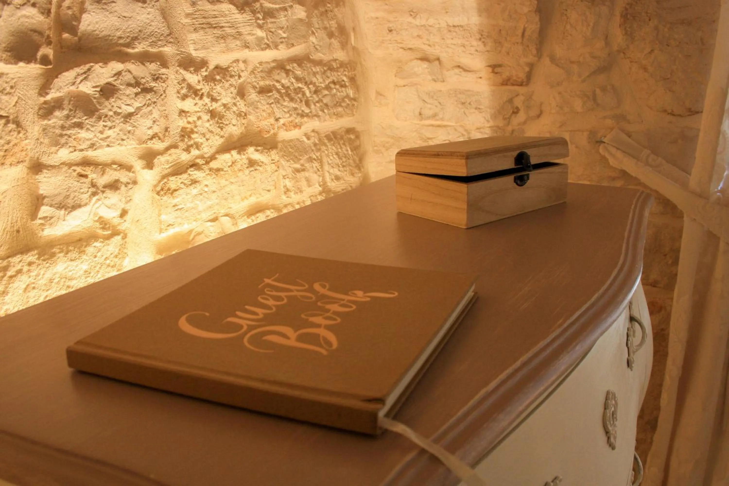 Decorative detail in EnjoyTrulli - Unesco Site