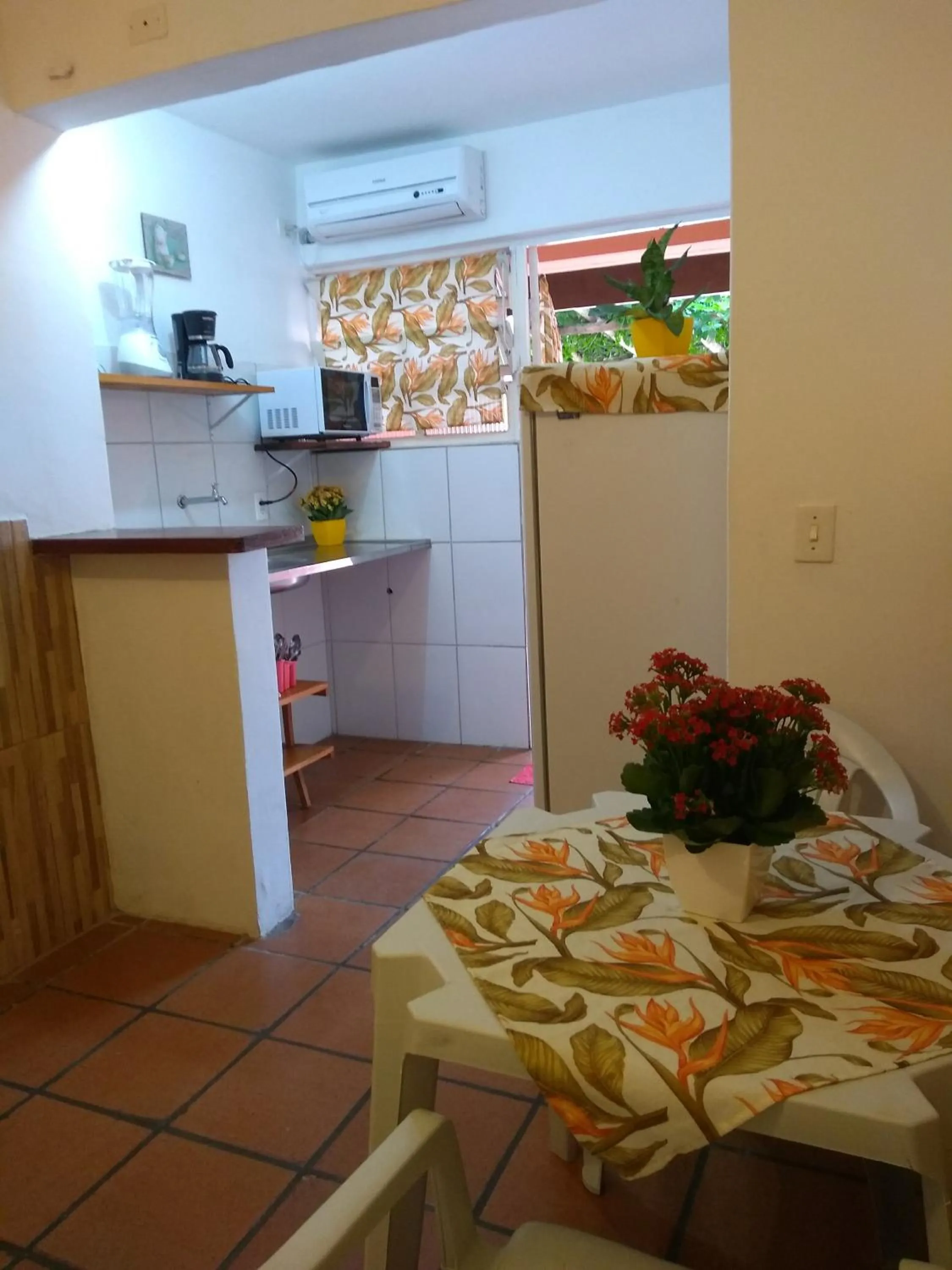 Kitchenette Charmosa no Itagua