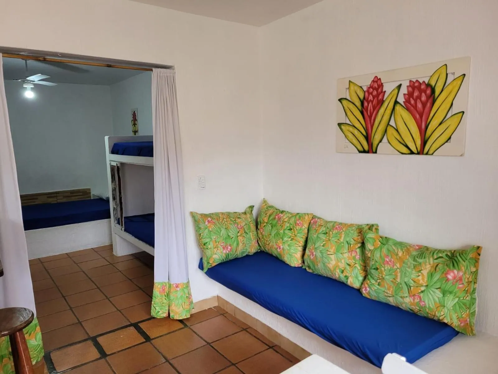 Bed in Kitchenette Charmosa no Itagua