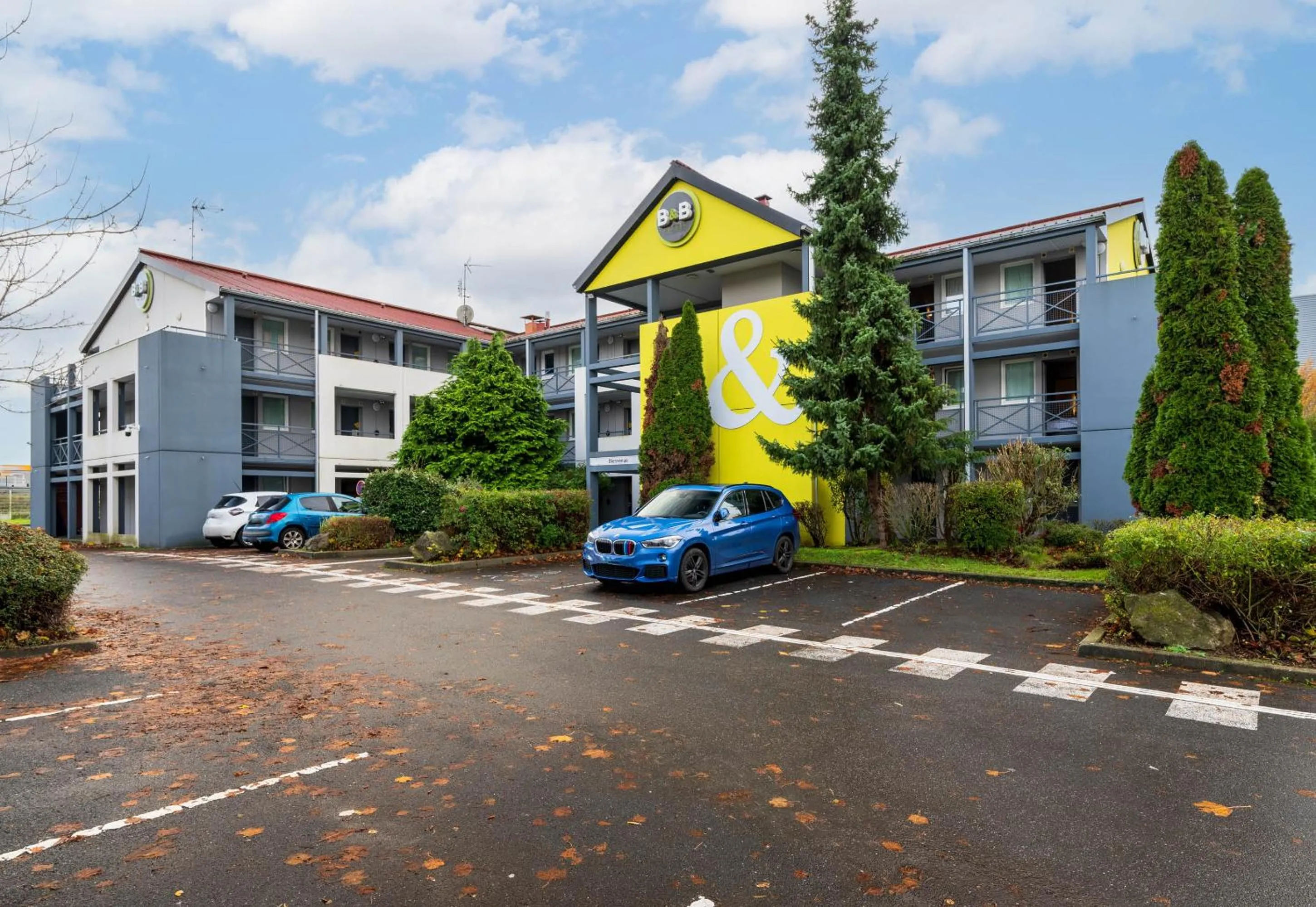 Property building in B&B HOTEL Lille Seclin Unexpo