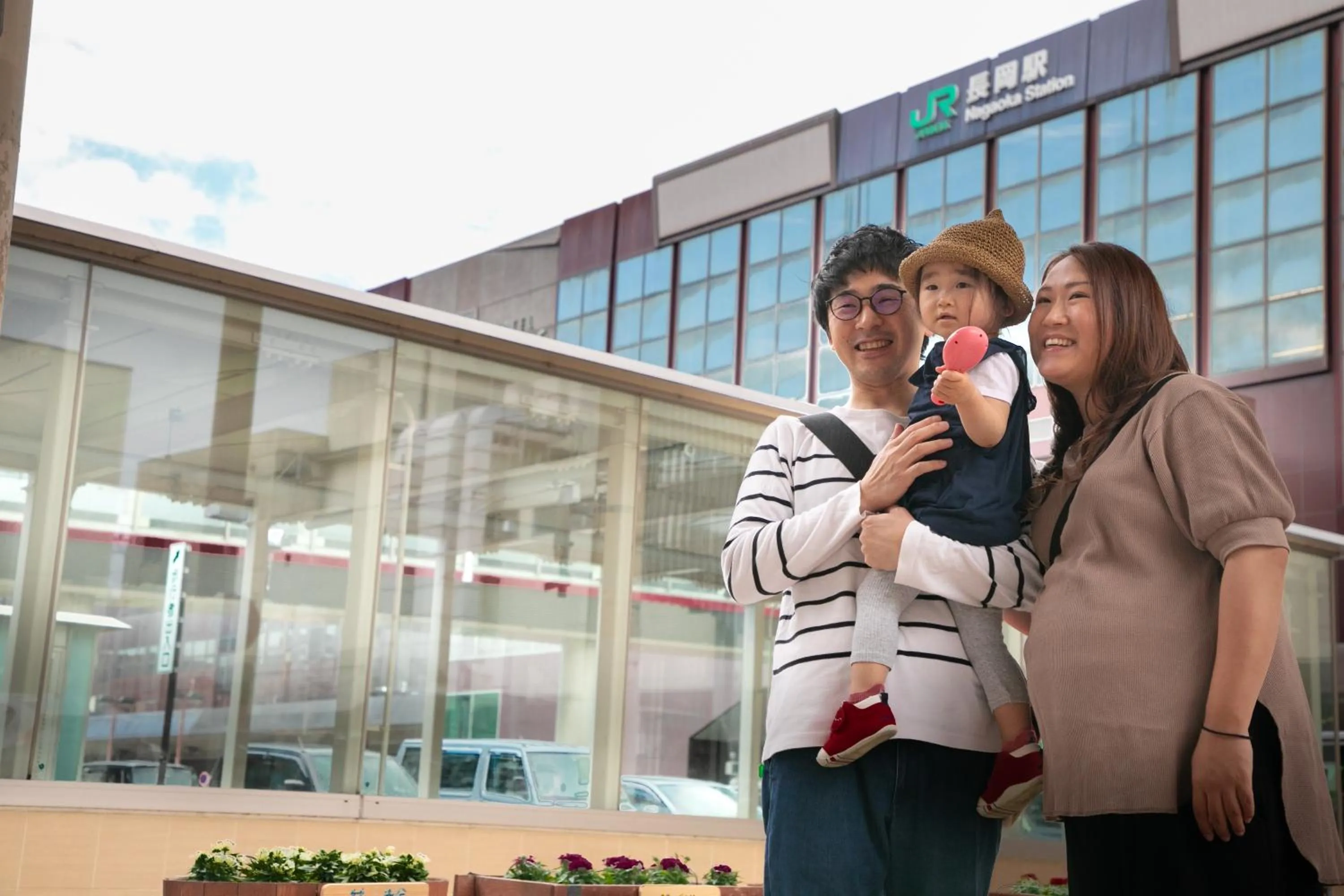 Family in Hotel New Green