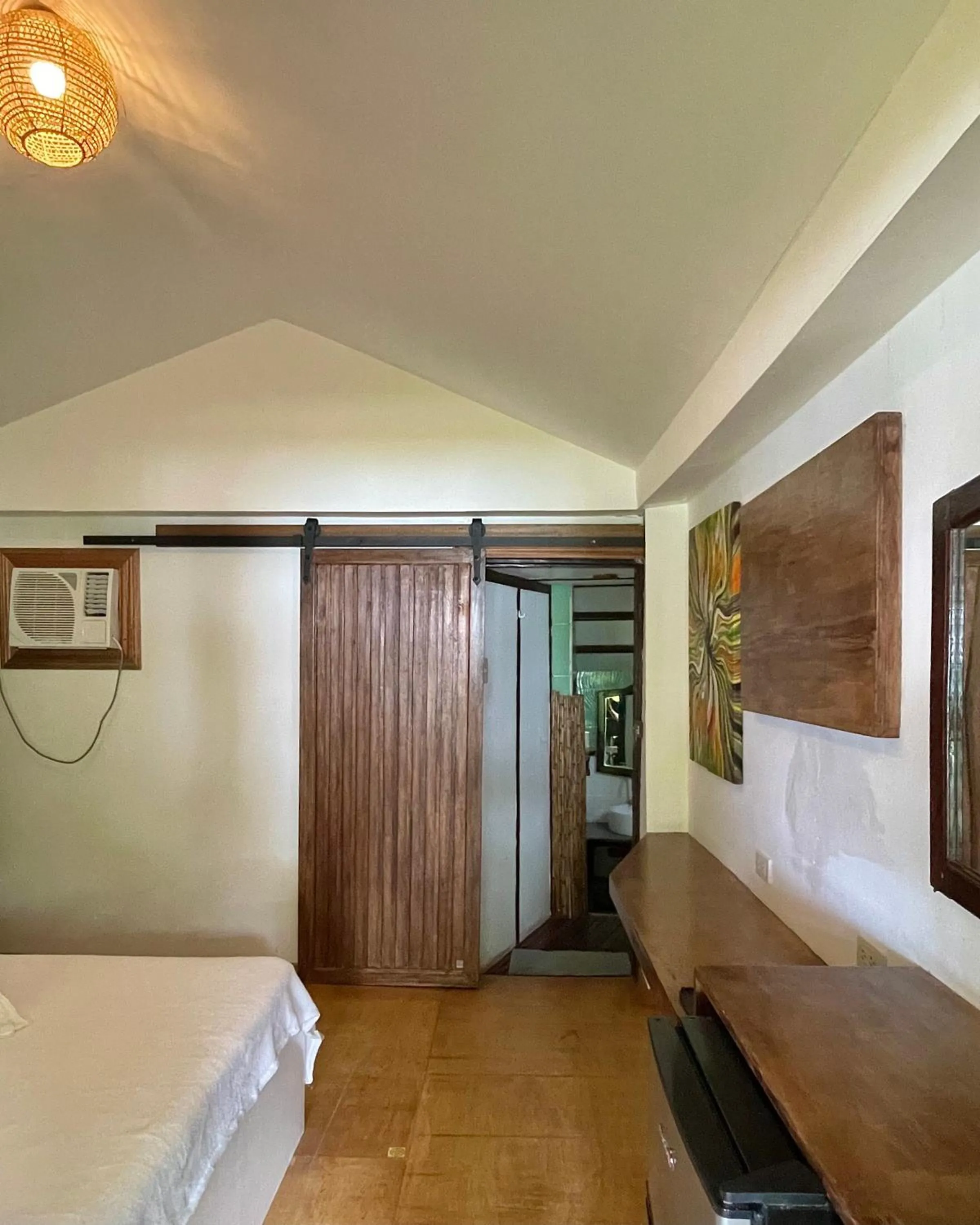 Bedroom, Bed in Patrick's on the Beach Resort