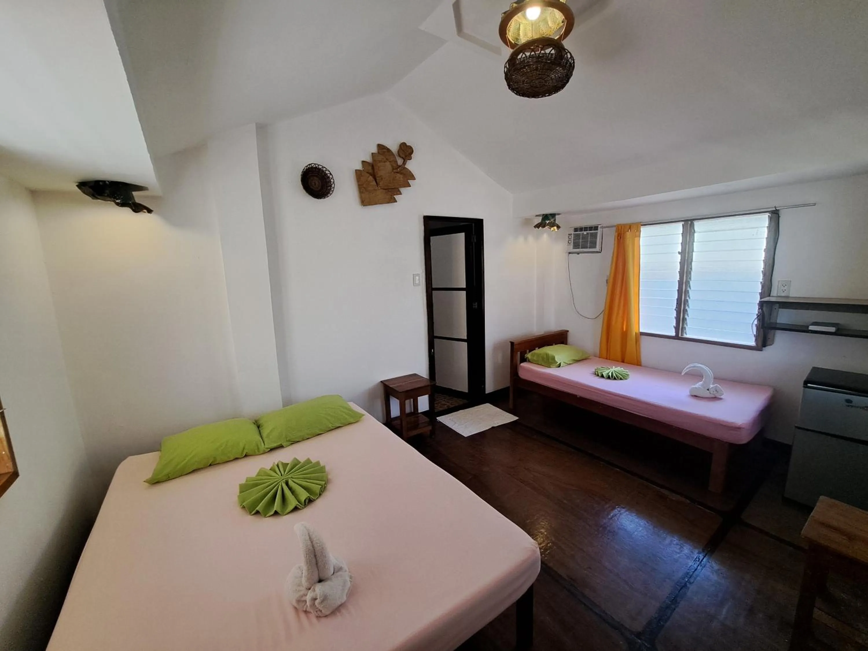 Bedroom, Bed in Patrick's on the Beach Resort