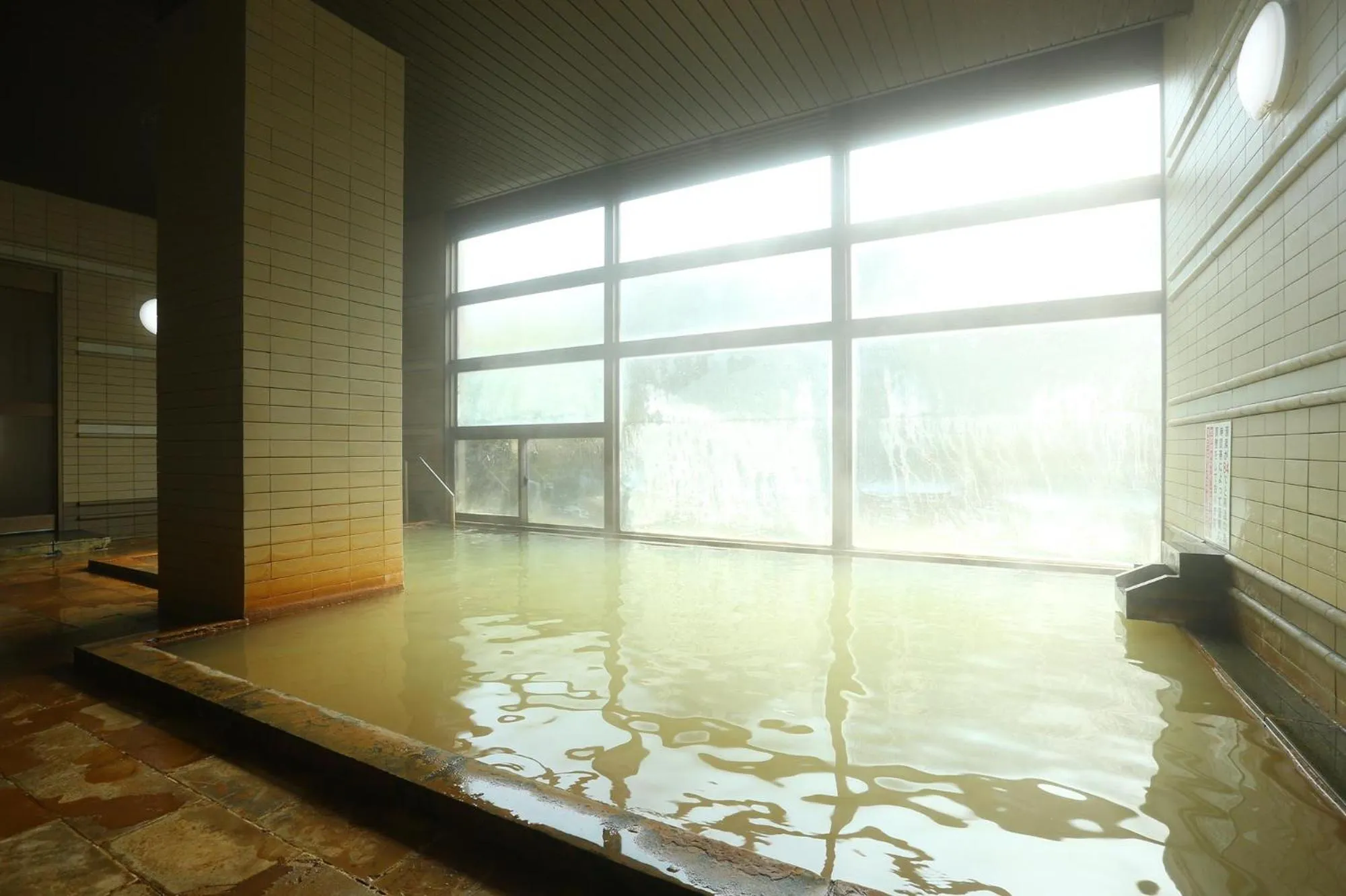 Public Bath in Ooedo Onsen Monogatari Kounkaku