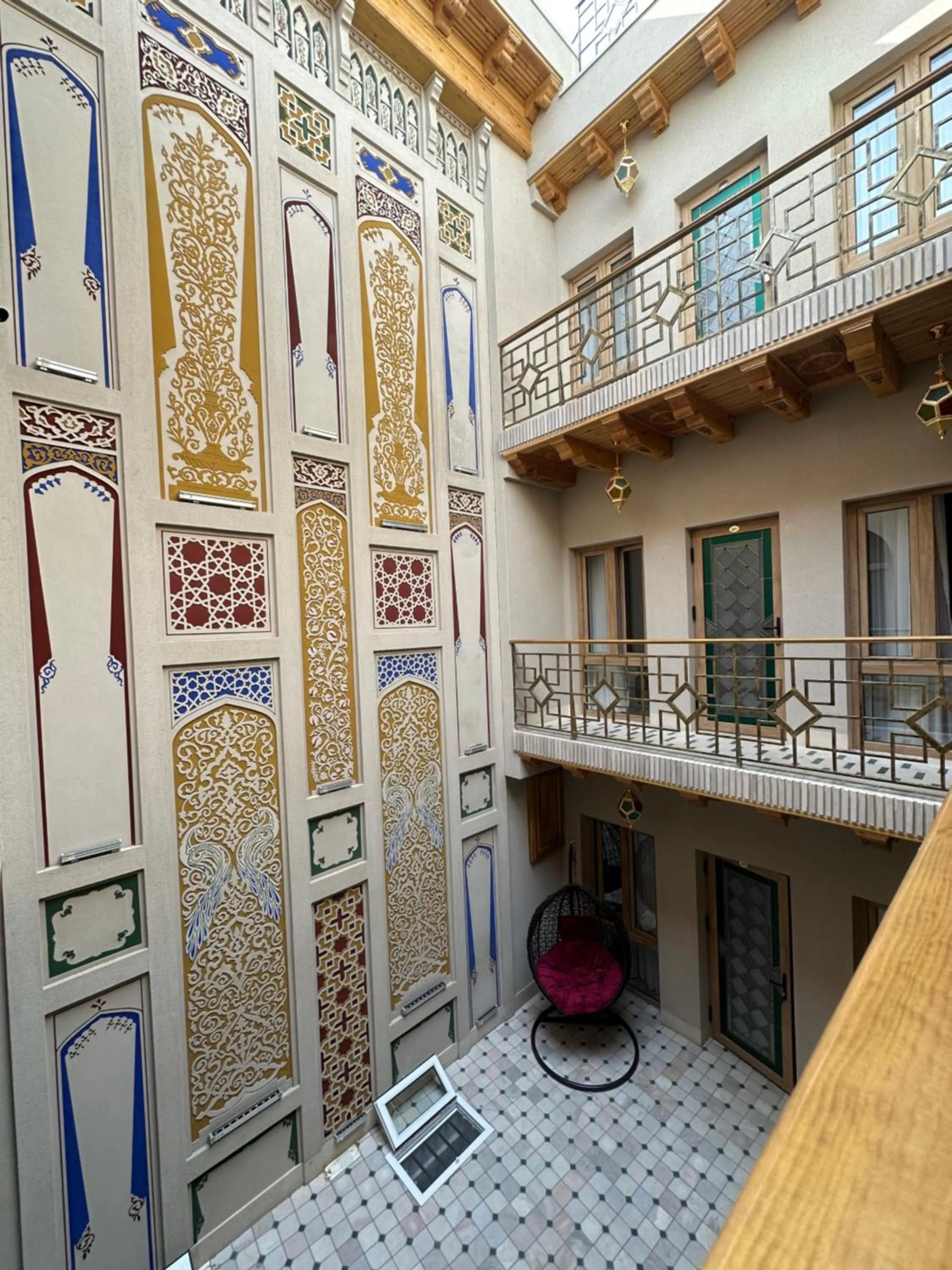 Day in Rizo Boutique