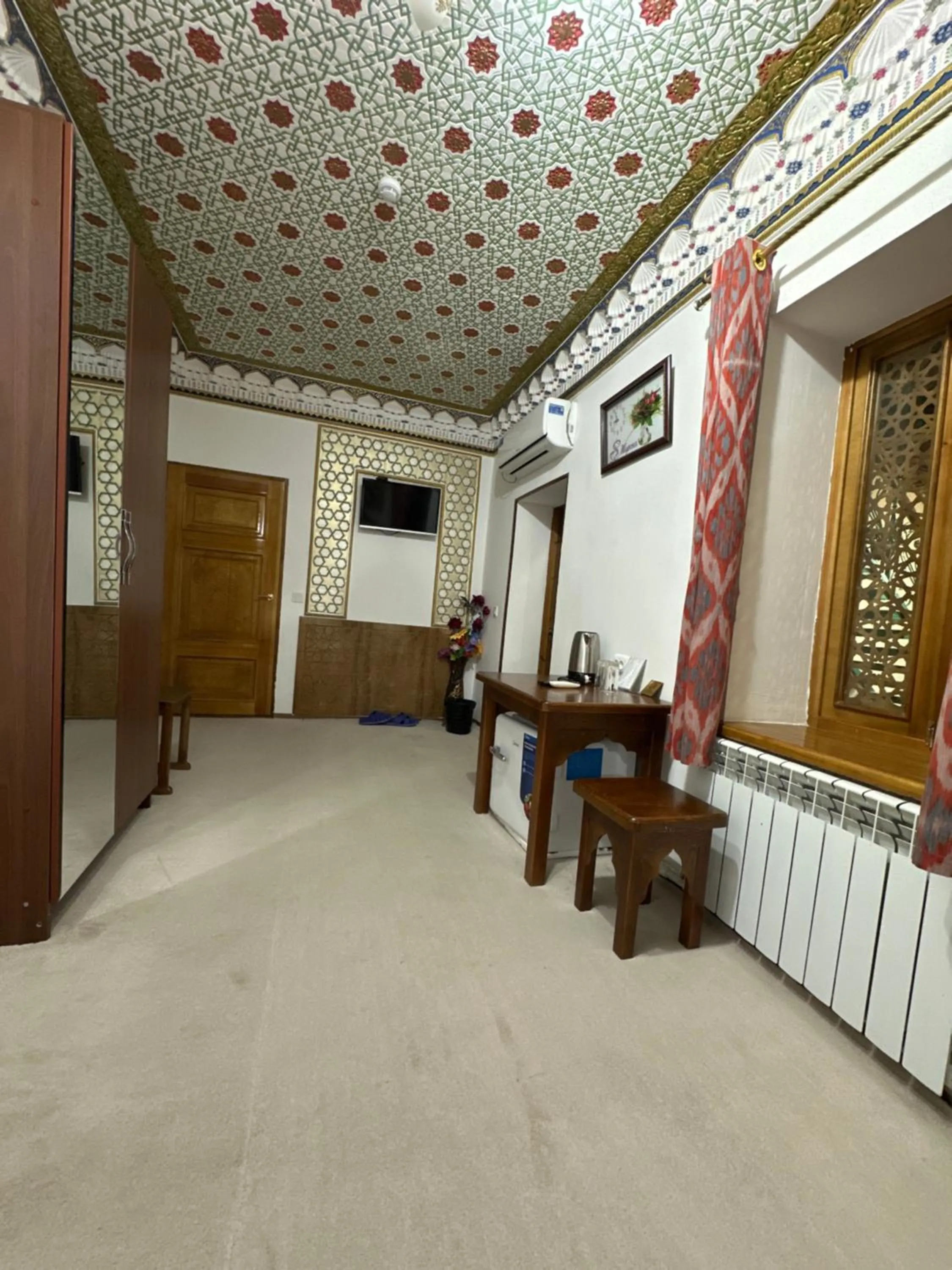 TV and multimedia in Rizo Boutique