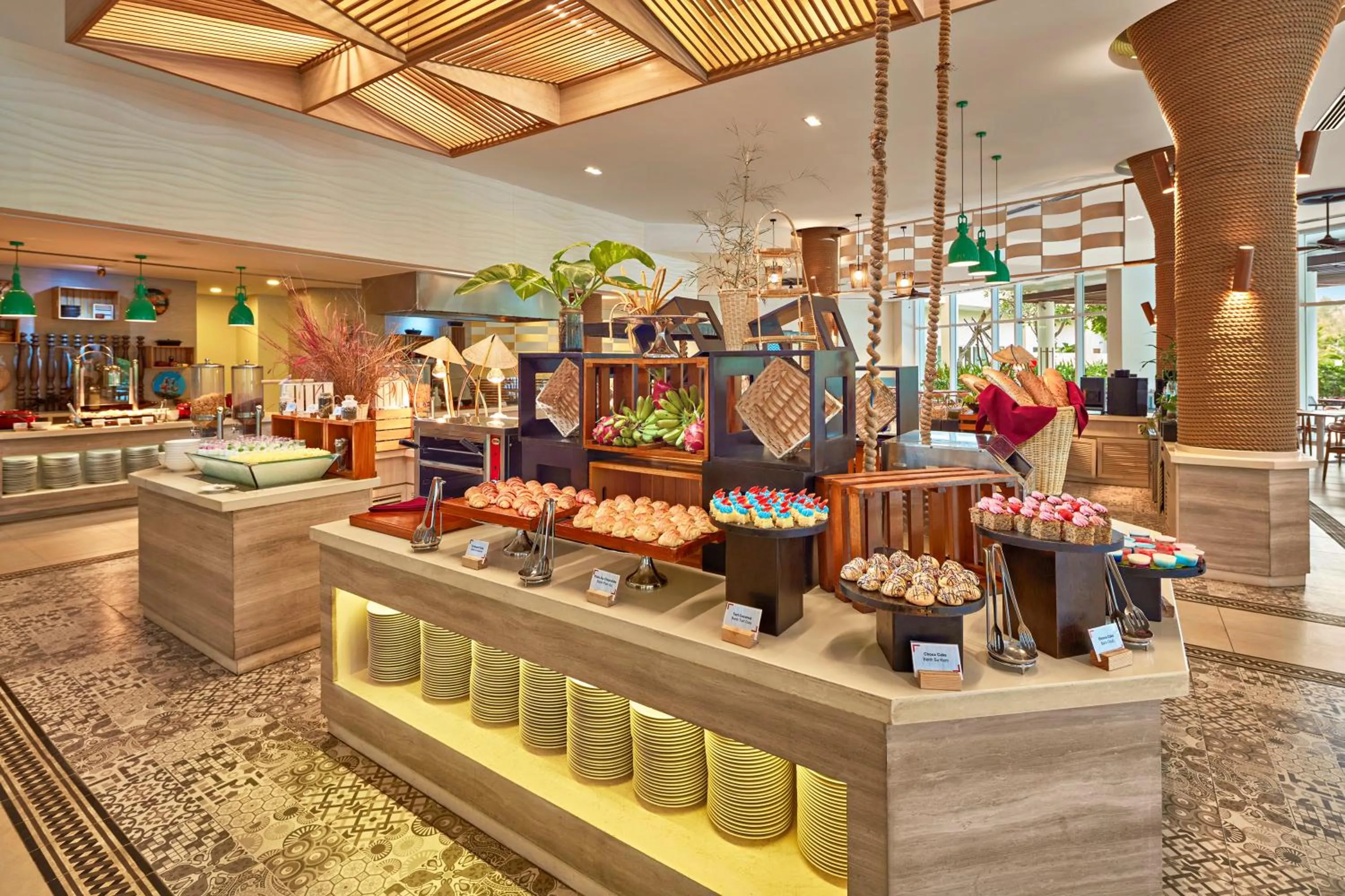 Food and drinks in SOL by Meliá Phu Quoc