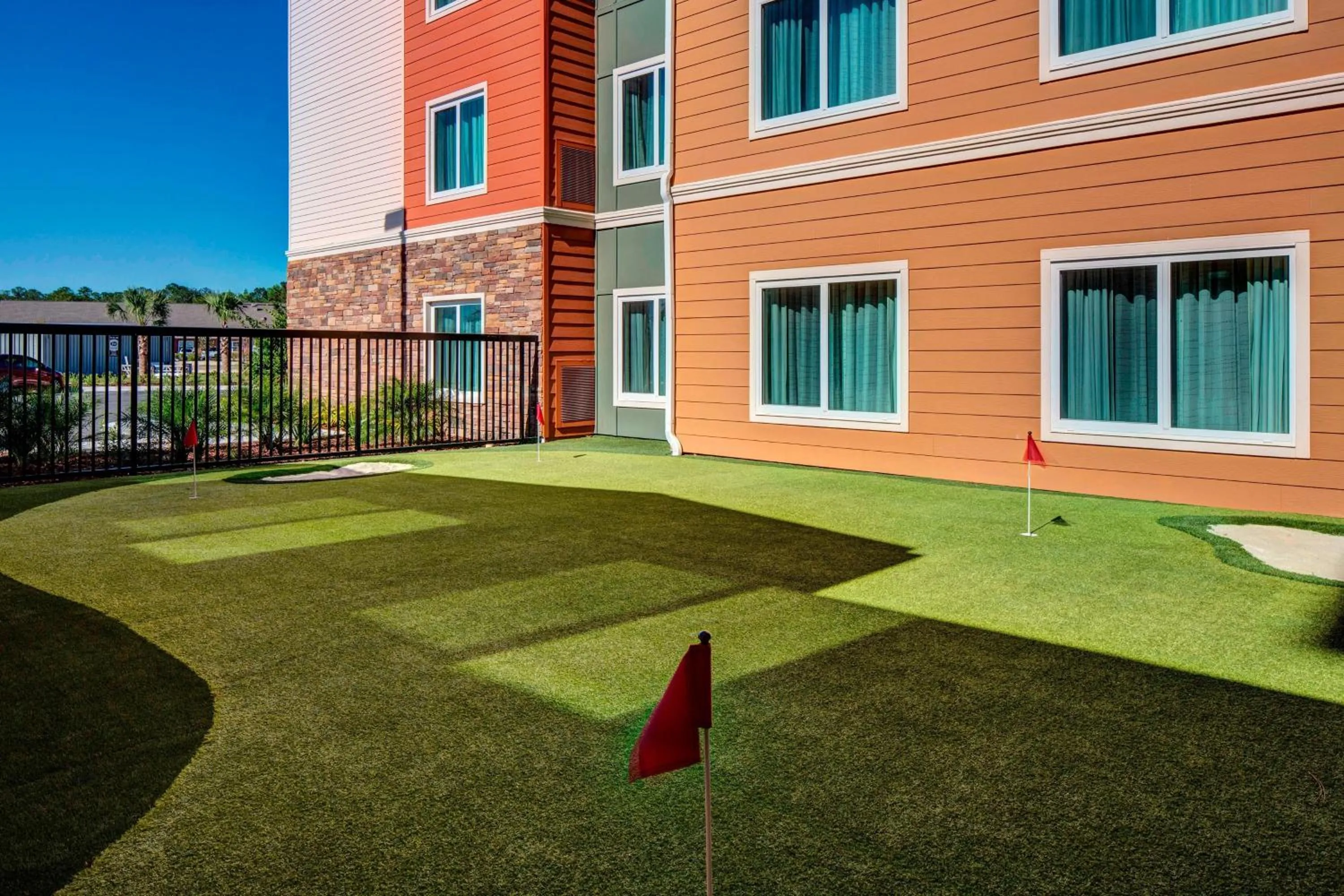 Minigolf in Residence Inn by Marriott Jacksonville South Bartram Park