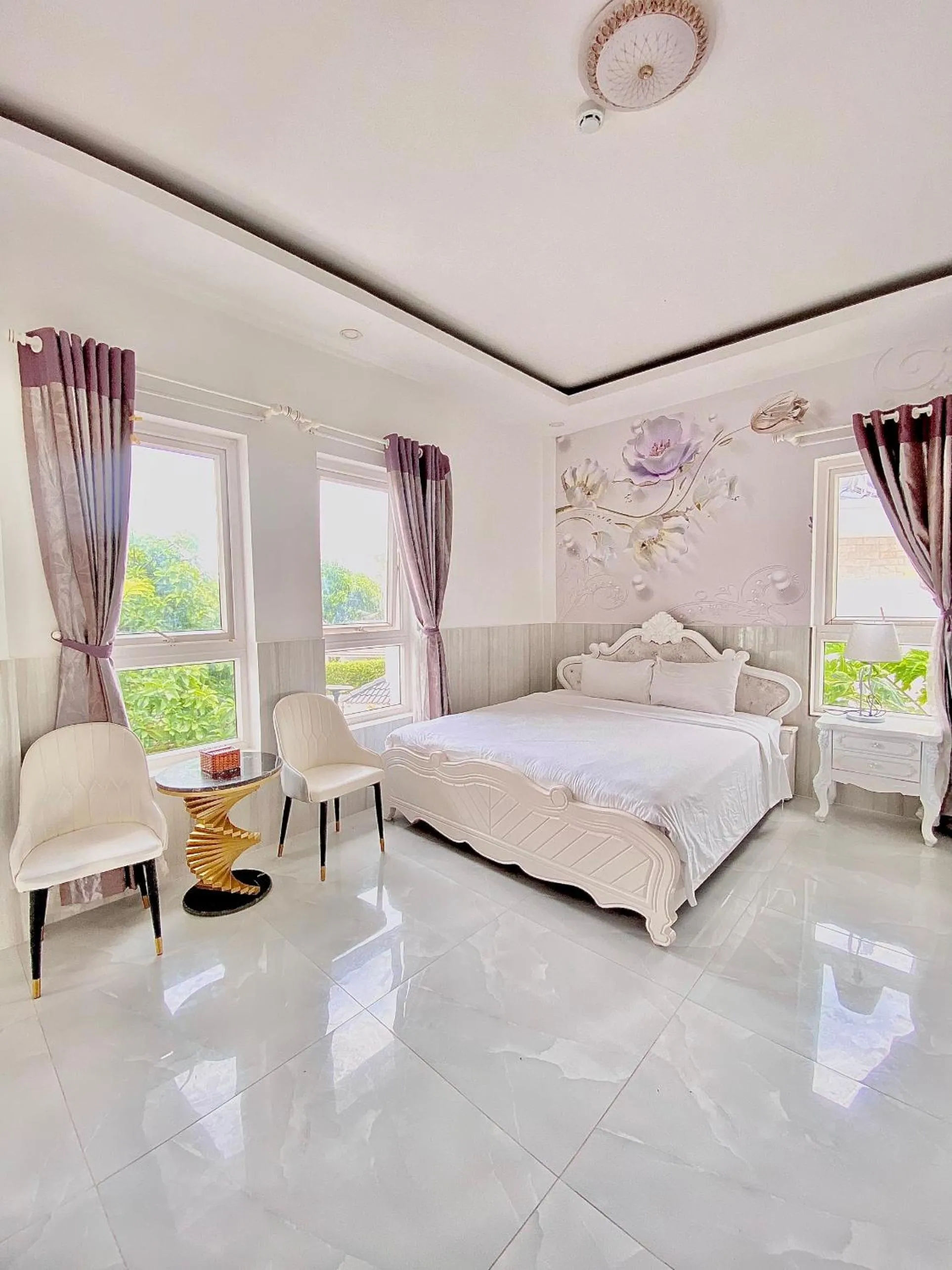 Bed in Godiva Villa Phu Quoc