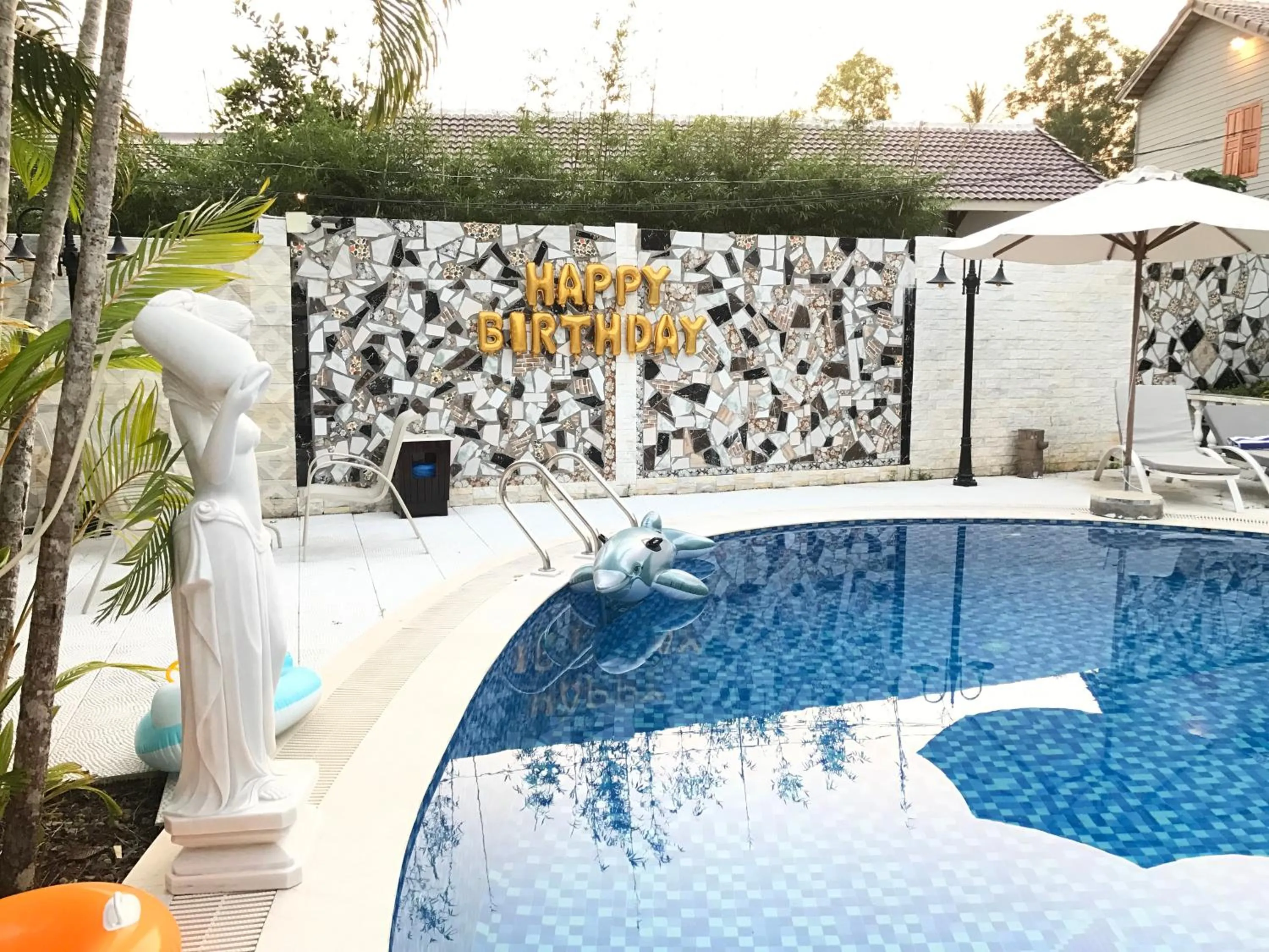 Swimming pool in Godiva Villa Phu Quoc