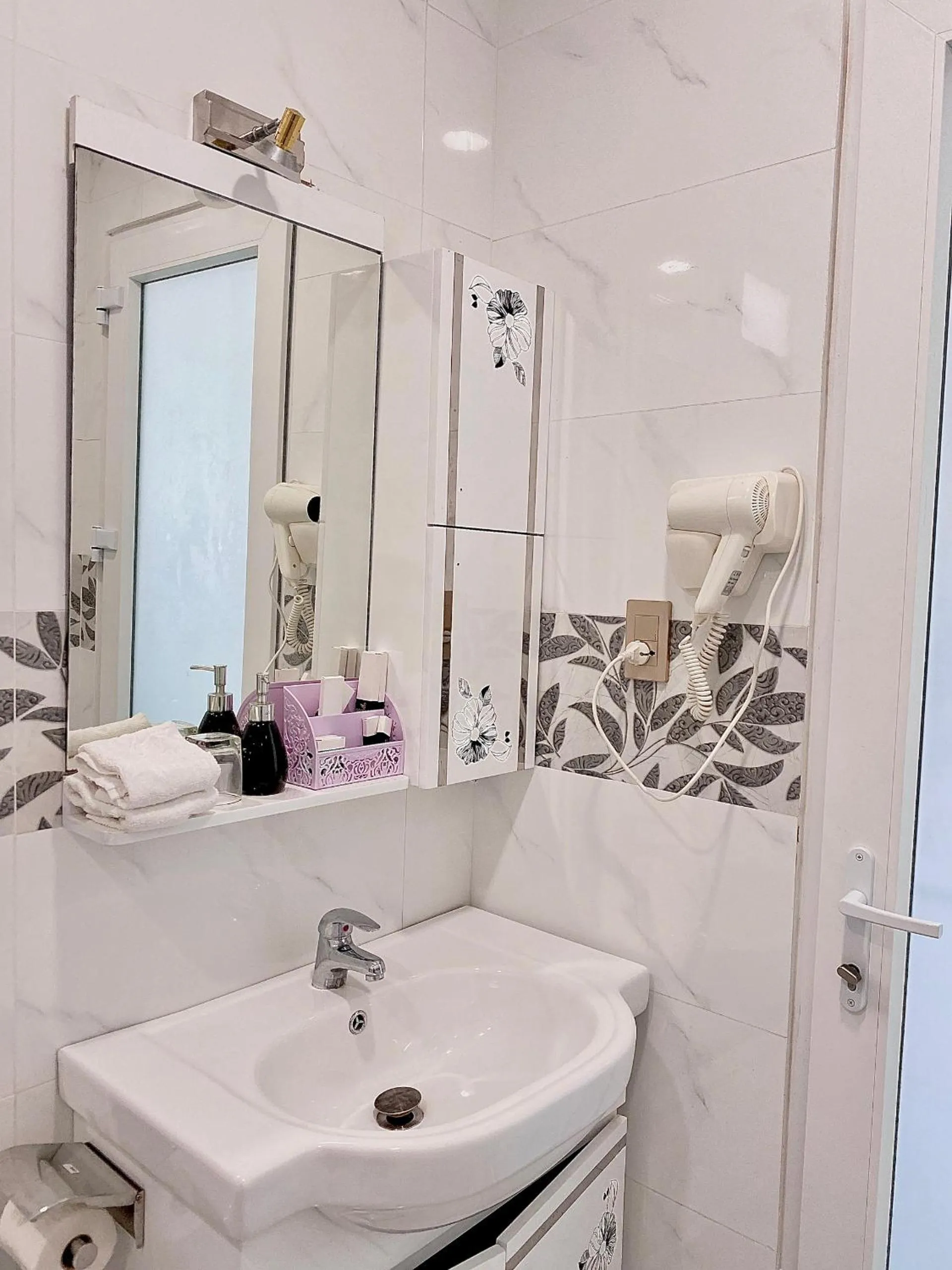 Shower in Godiva Villa Phu Quoc