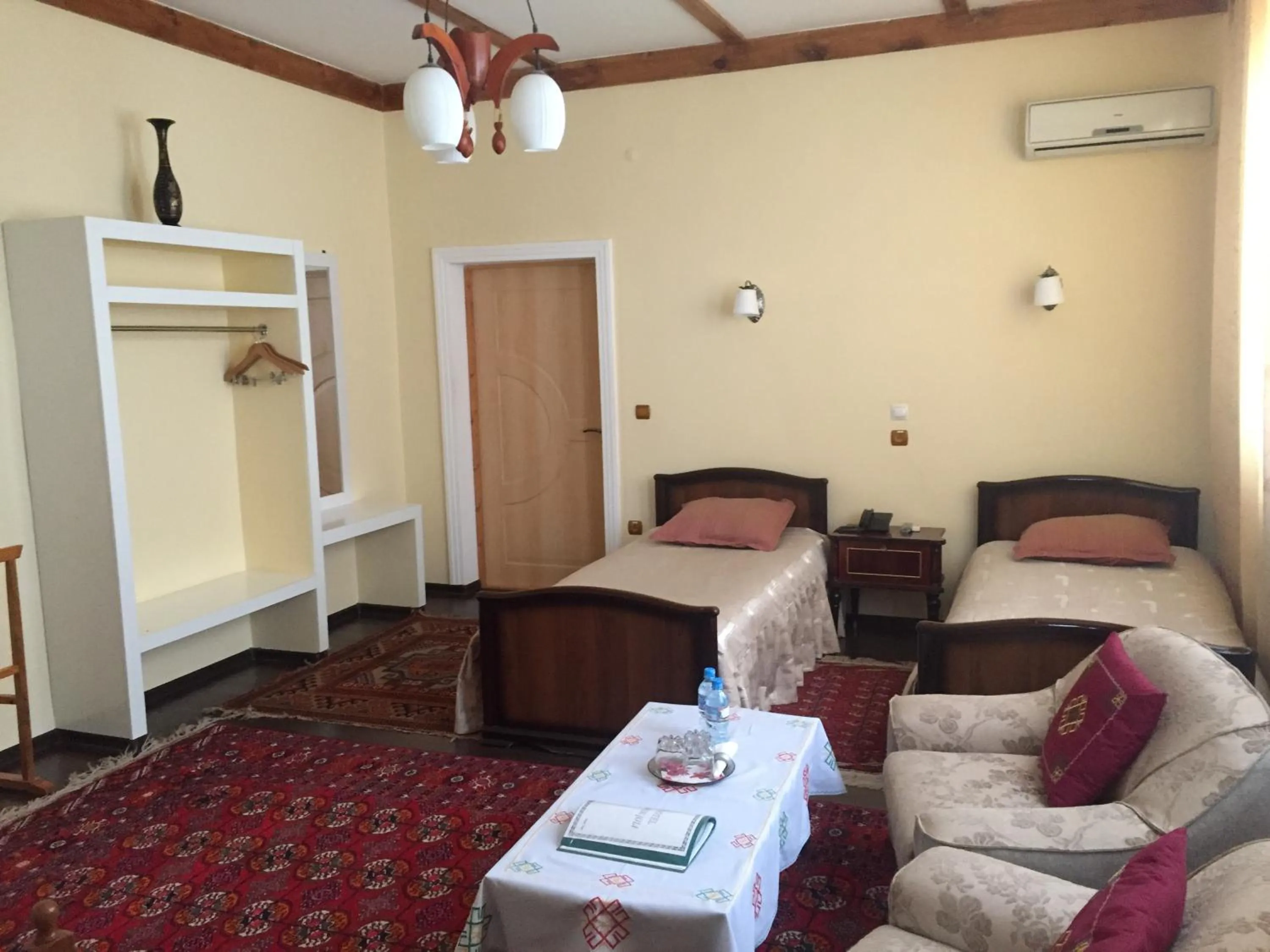 Superior Triple Room - single occupancy in Jipek Joli Inn
