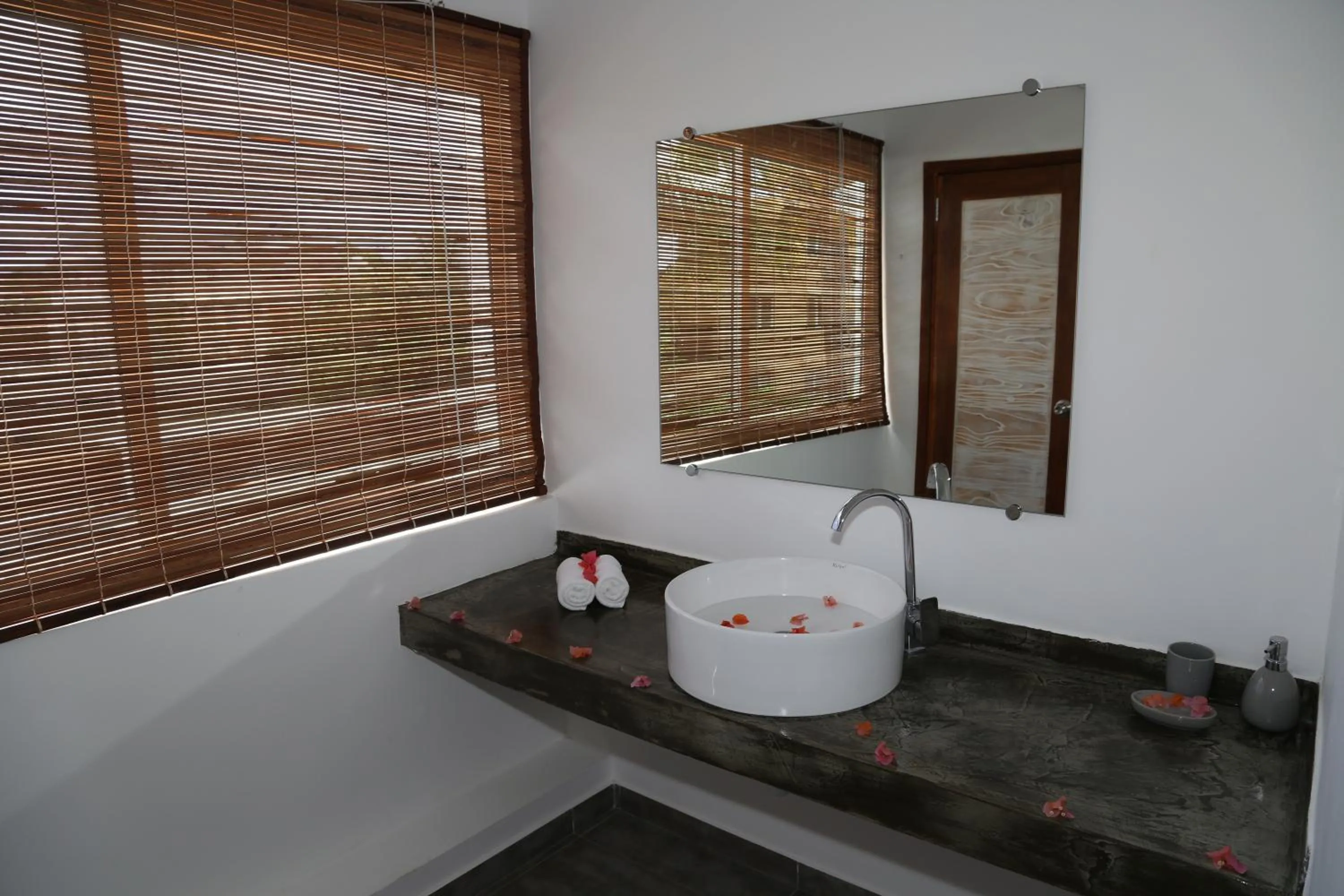 Bathroom in Stella Rina "Adults Only"