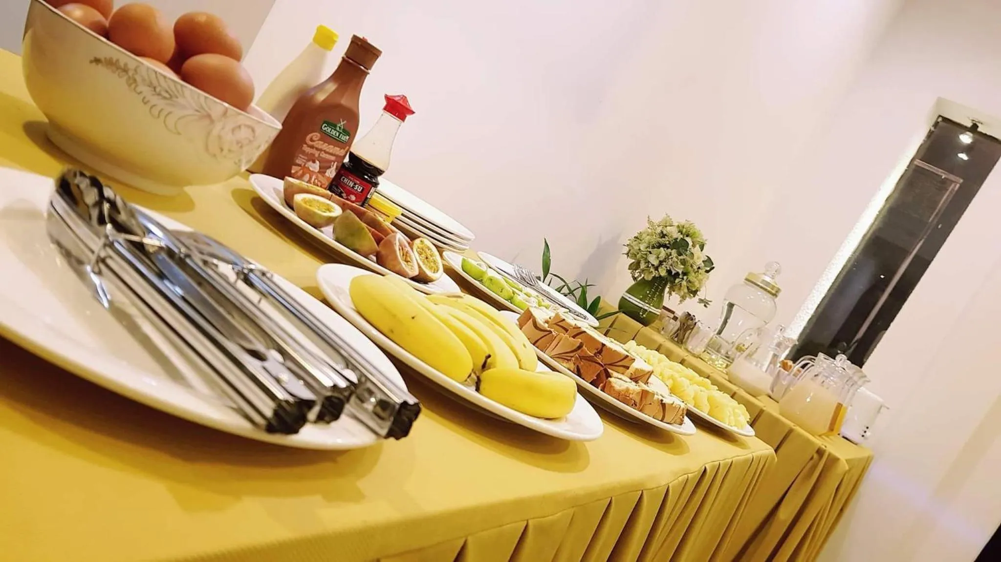 Buffet breakfast in Amona Hotel