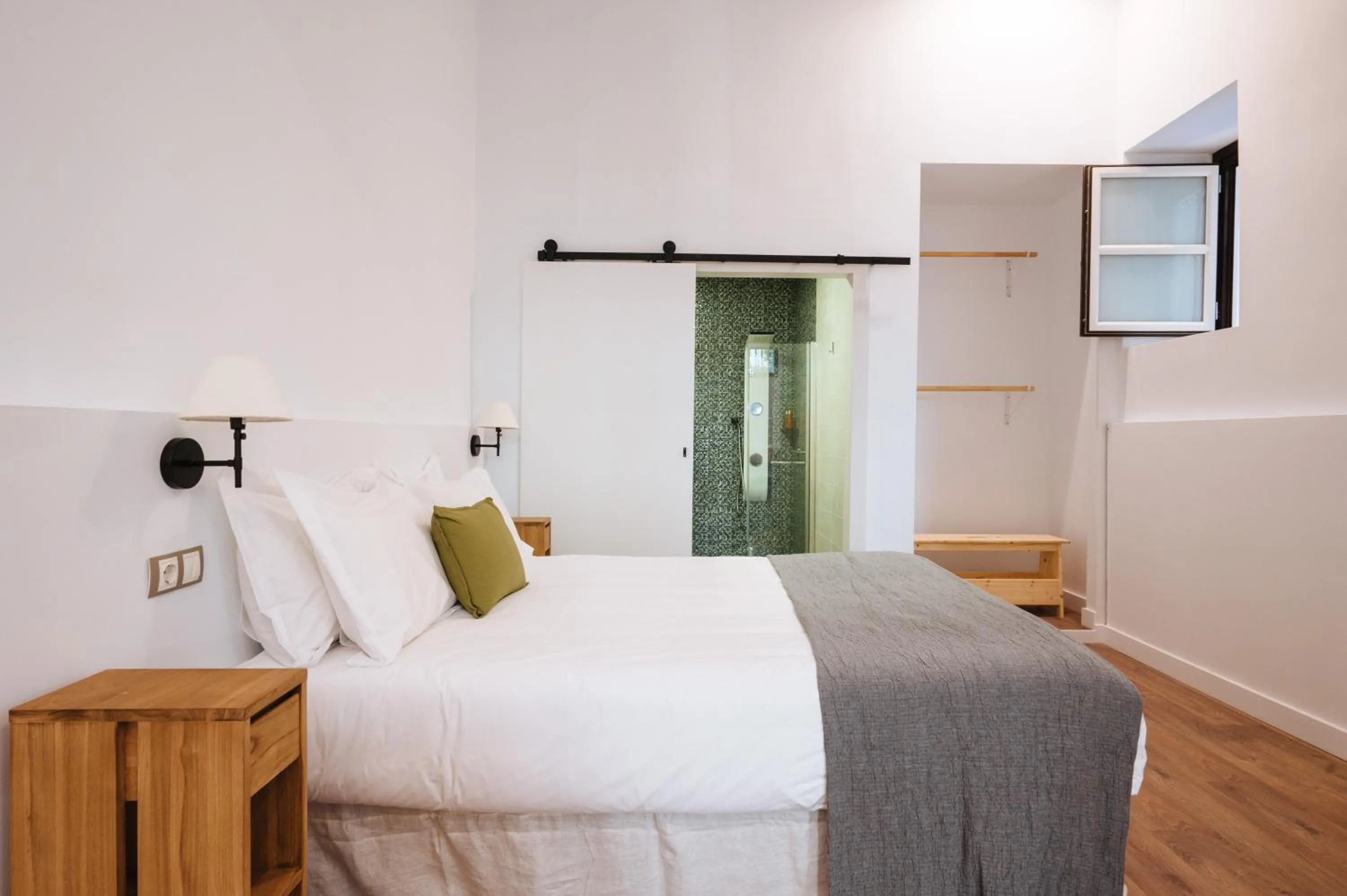 Photo of the whole room, Bed in Apartamentos "El Escondite de María"