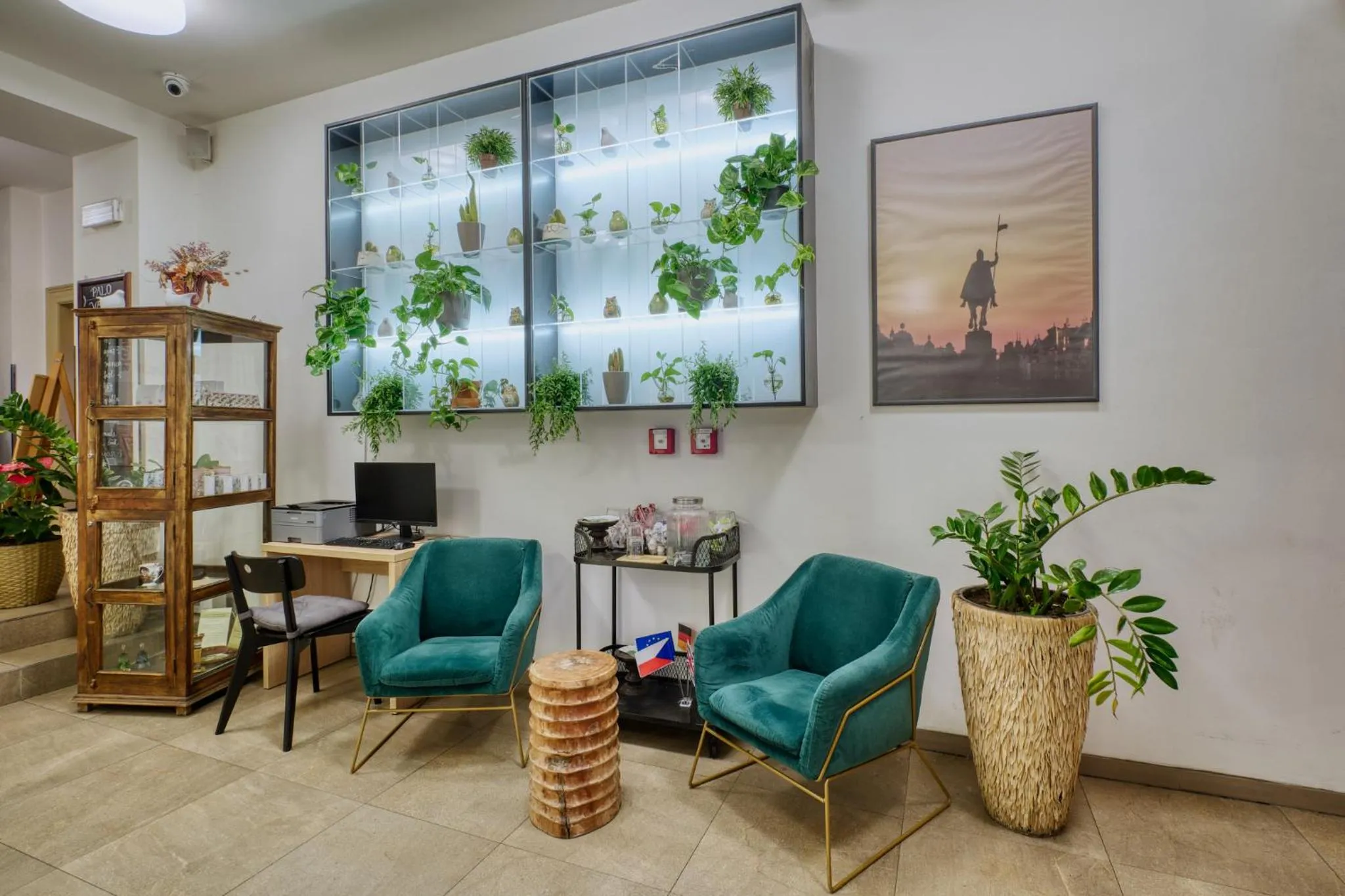 Lobby or reception in Salvator Boutique Hotel vegan-friendly