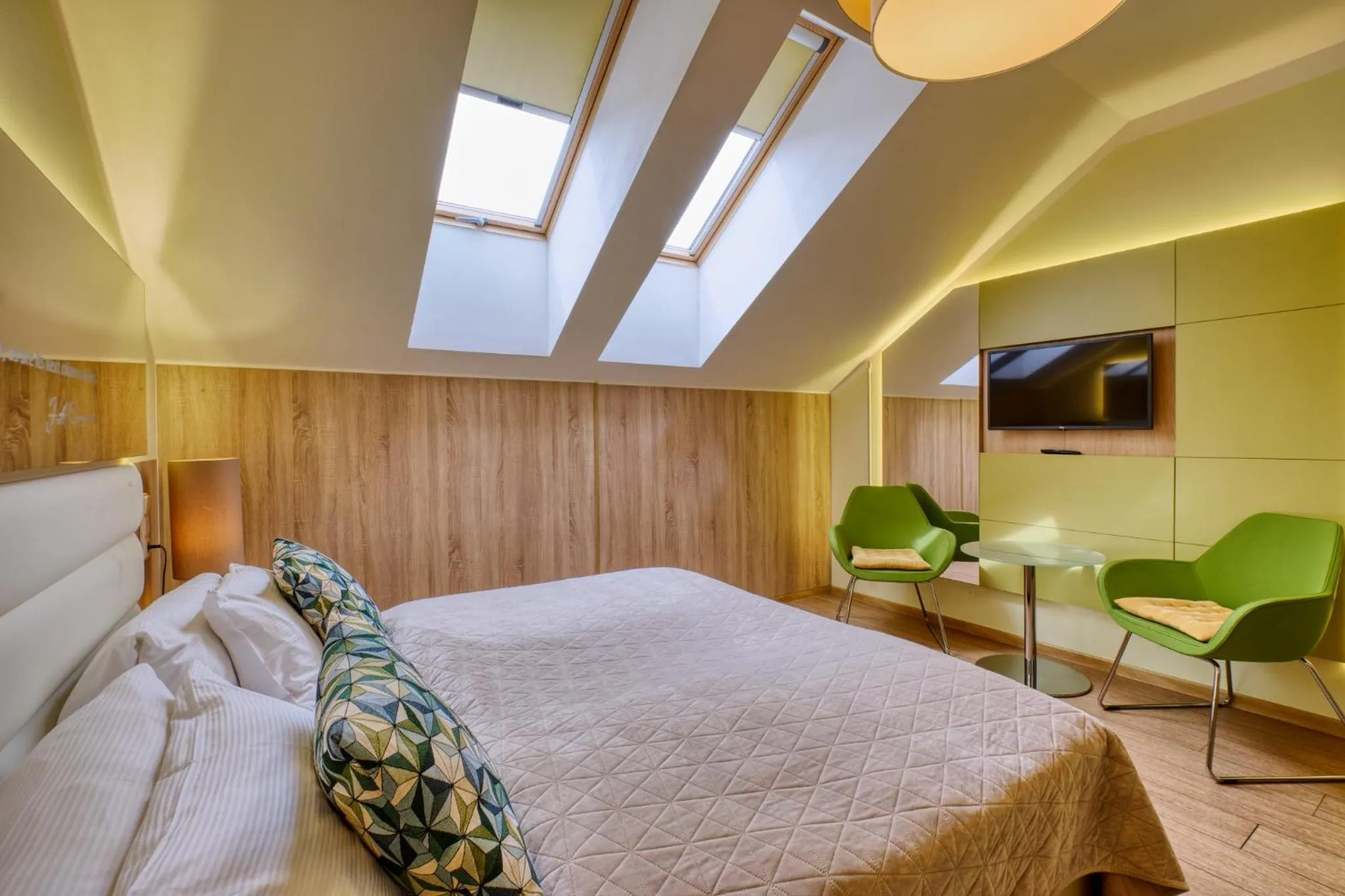 TV and multimedia, Bed in Salvator Boutique Hotel vegan-friendly