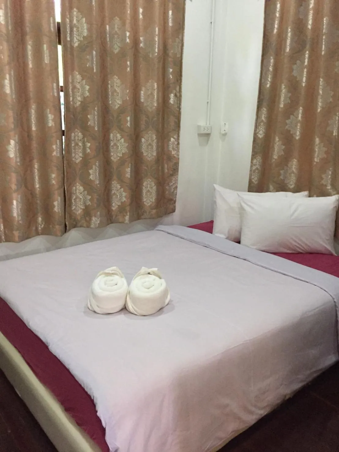 Bed in Meephawa Resort