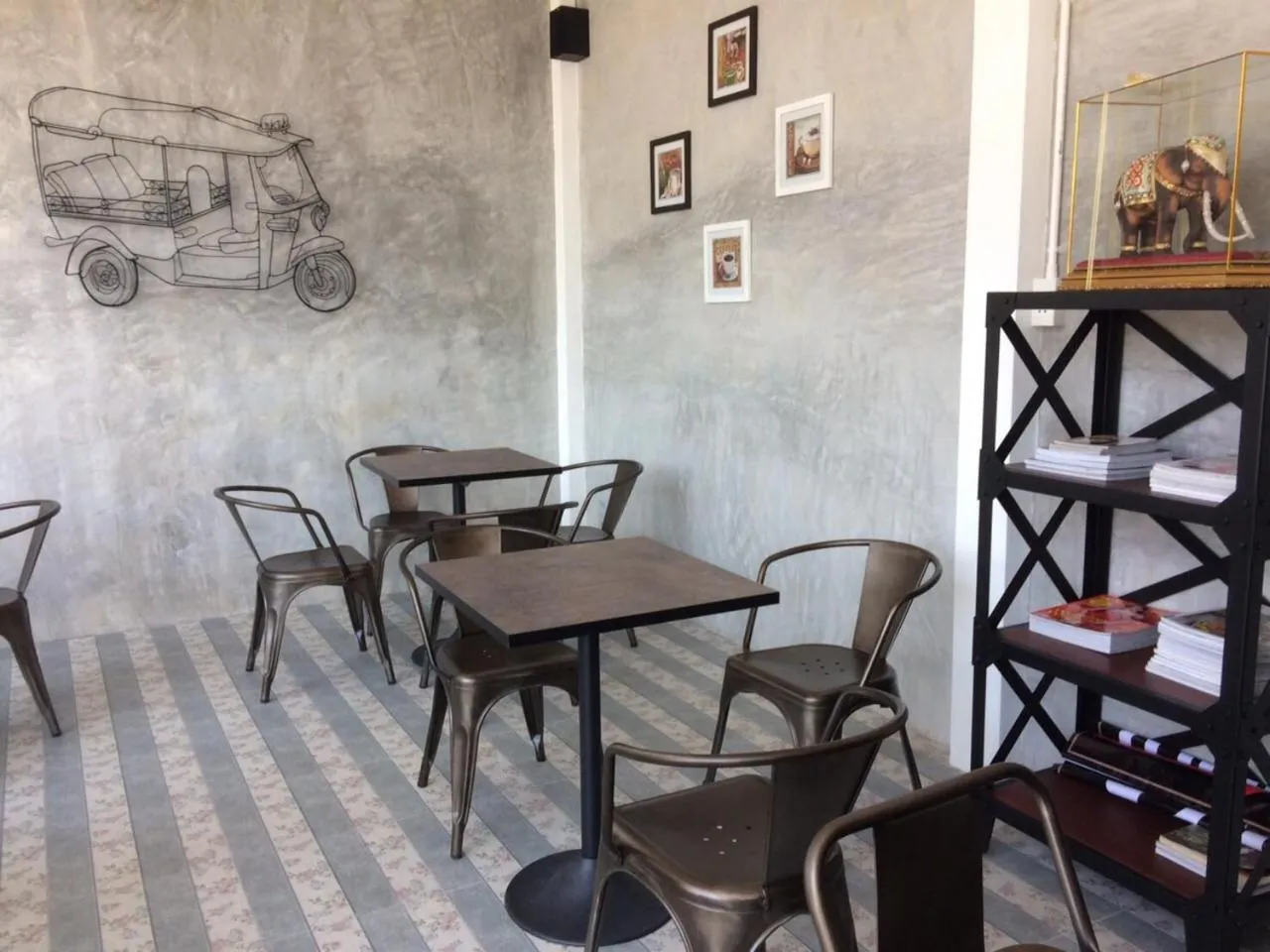 Restaurant/places to eat in Meephawa Resort