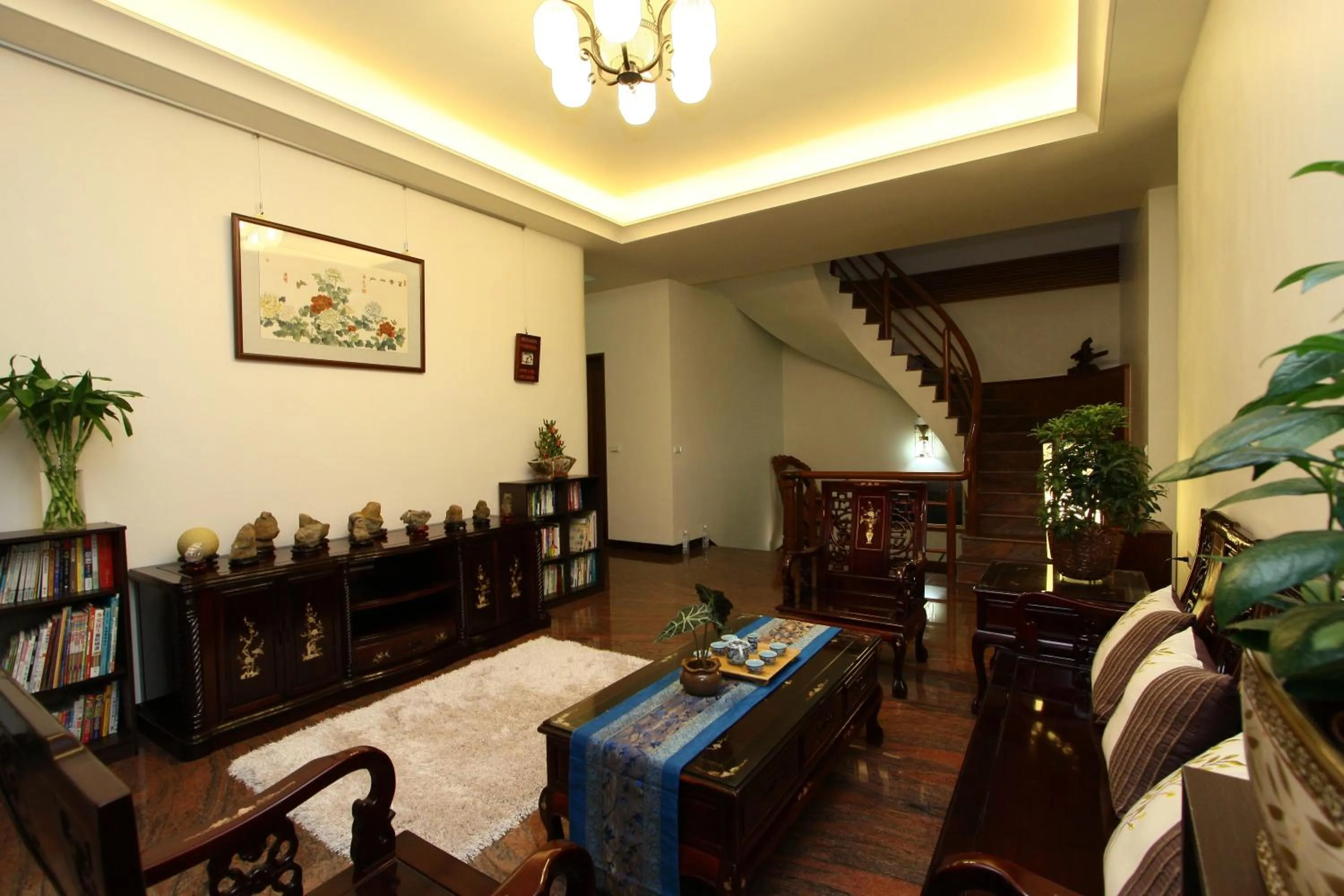 Communal lounge/ TV room in Star Shine B&B