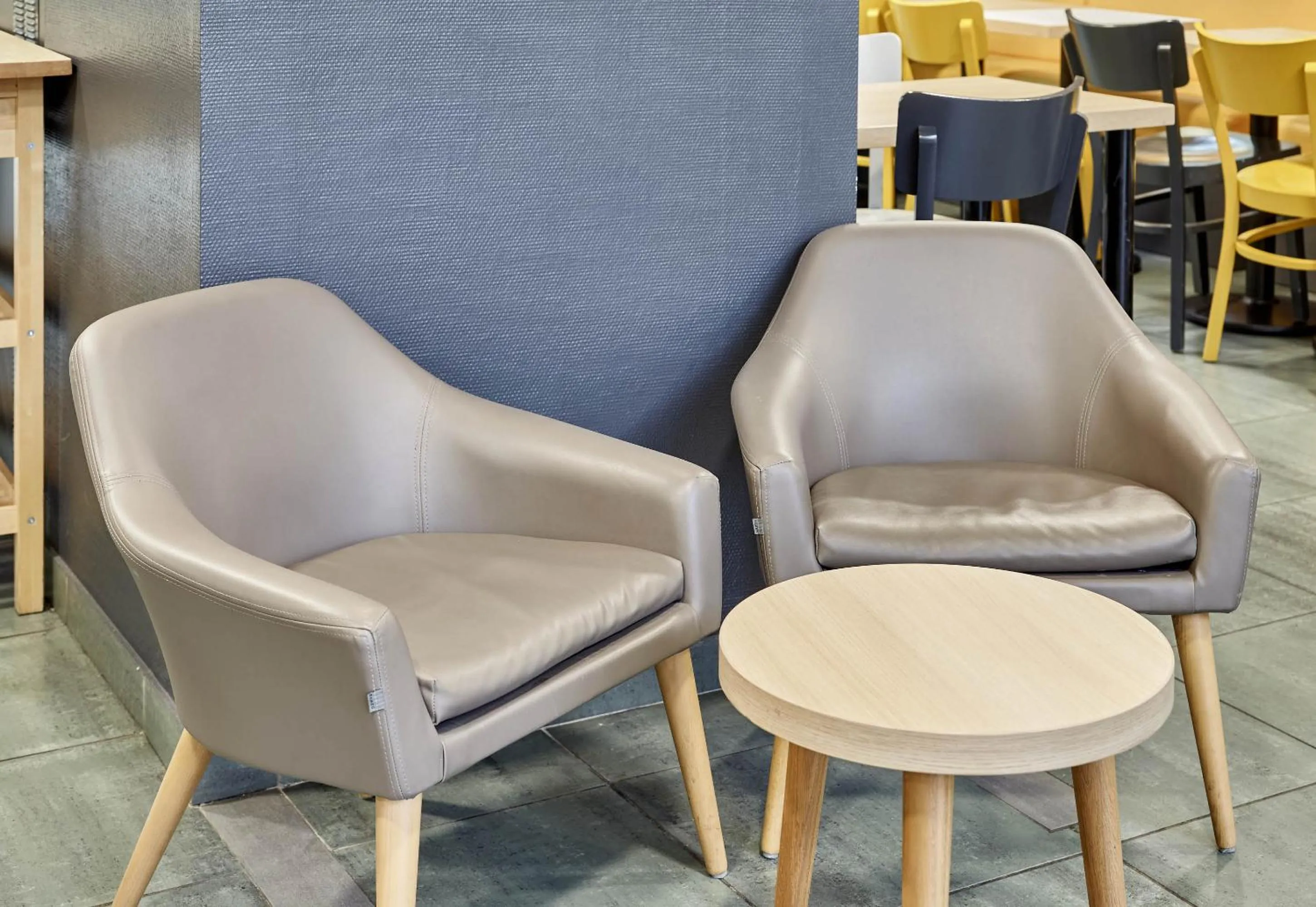 Seating area in B&B HOTEL Evry Lisses 2