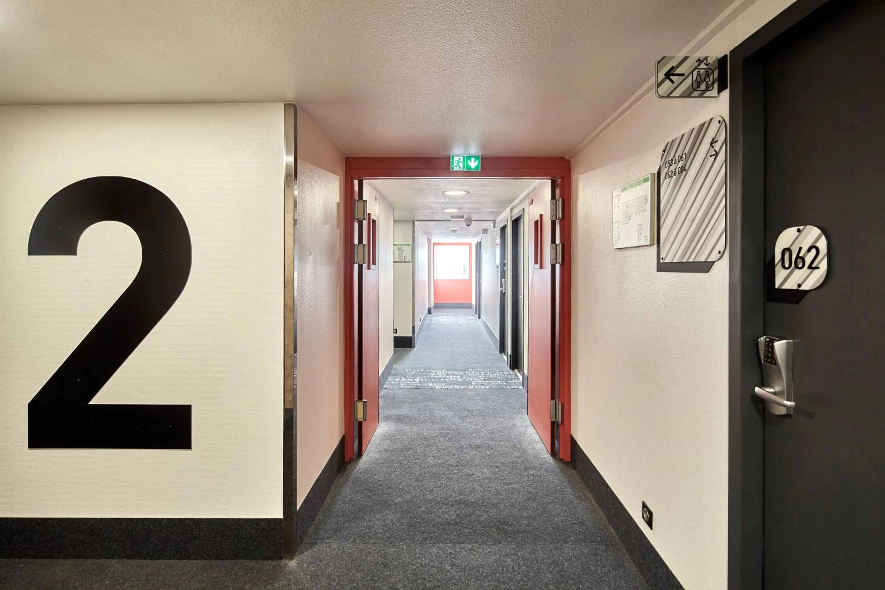 Decorative detail in B&B HOTEL Evry Lisses 2