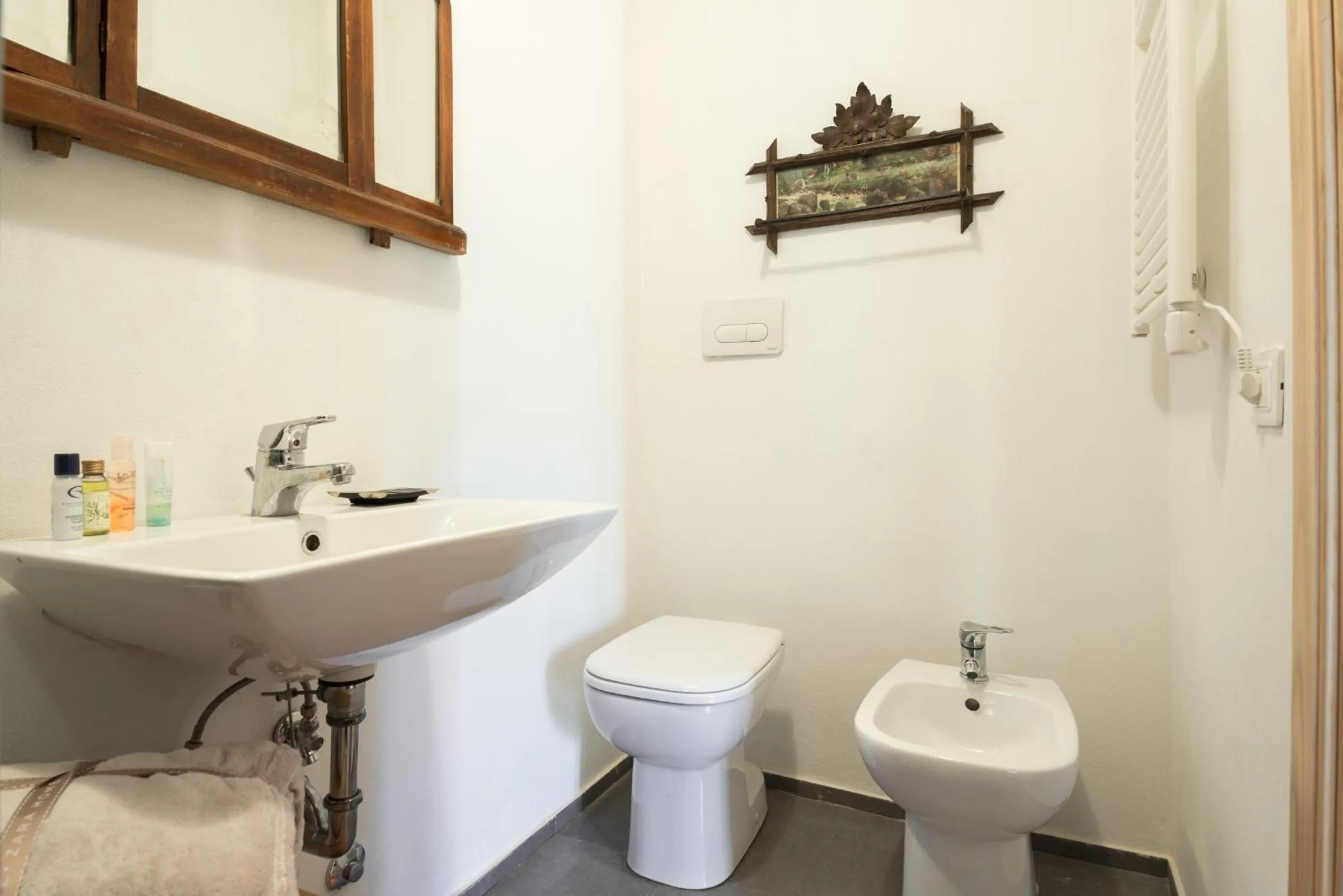 Shower in Casa Il Borghetto - Luxury Suites & Pool