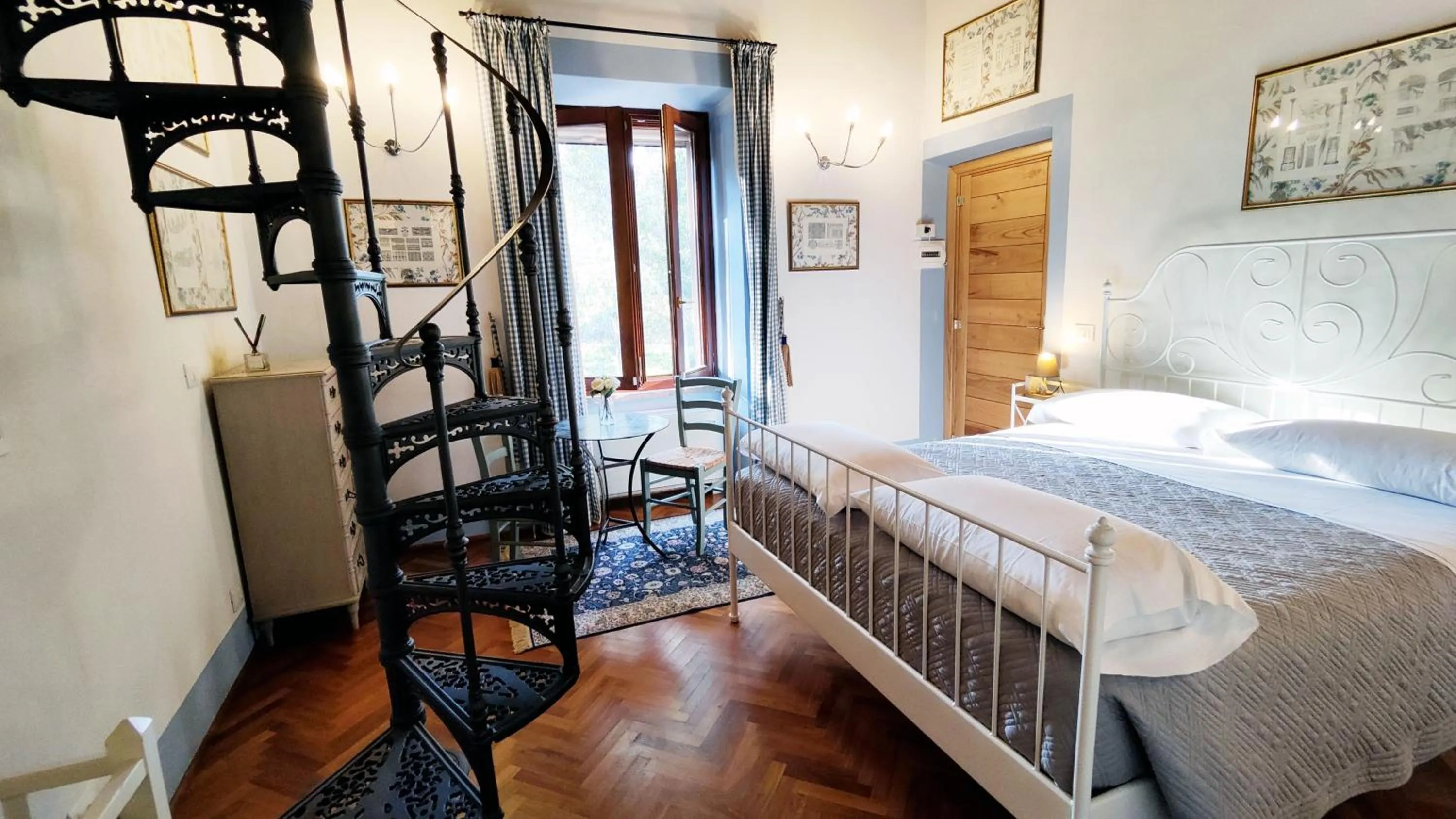 Bed in Casa Il Borghetto - Luxury Suites & Pool