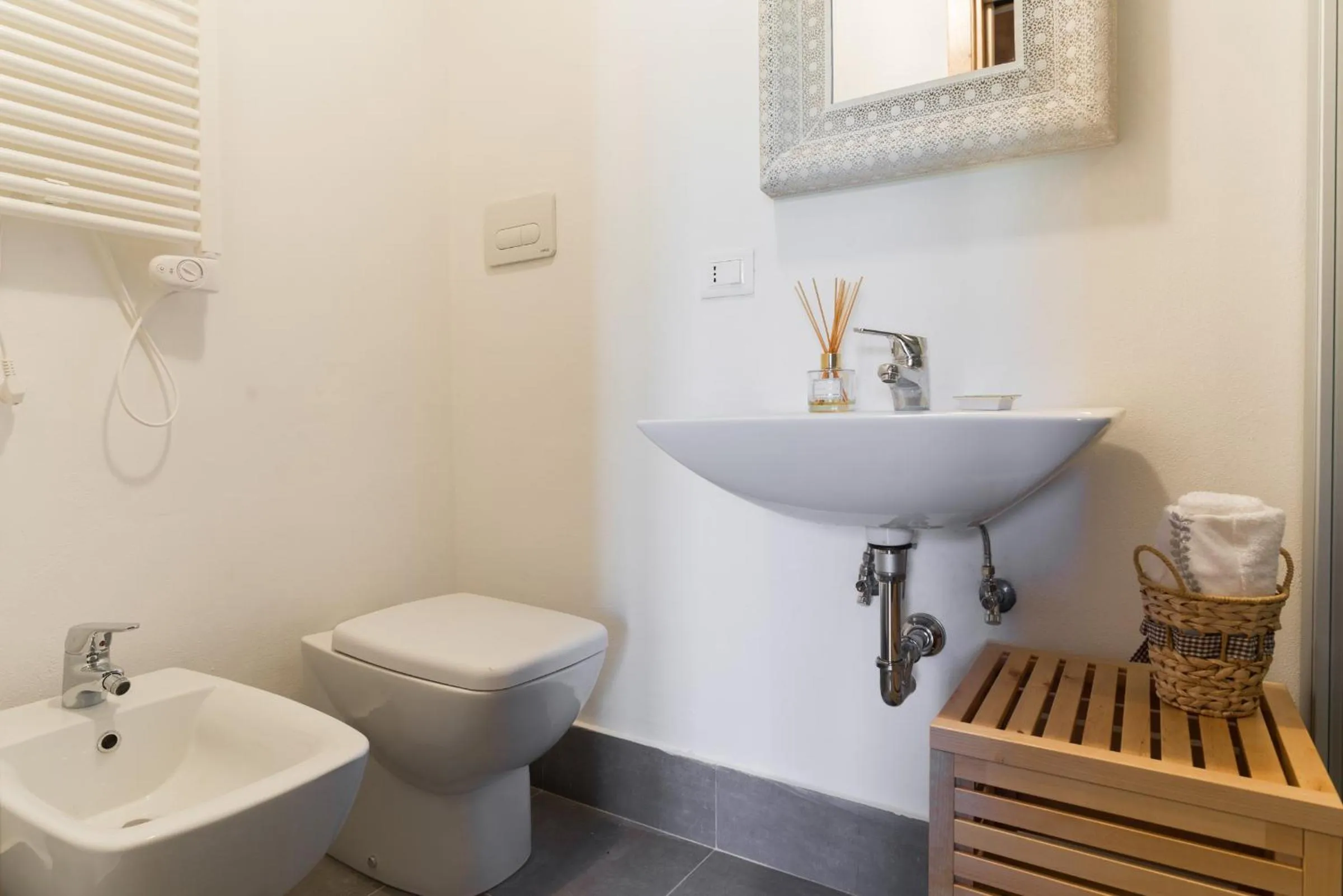 Bathroom in Casa Il Borghetto - Luxury Suites & Pool