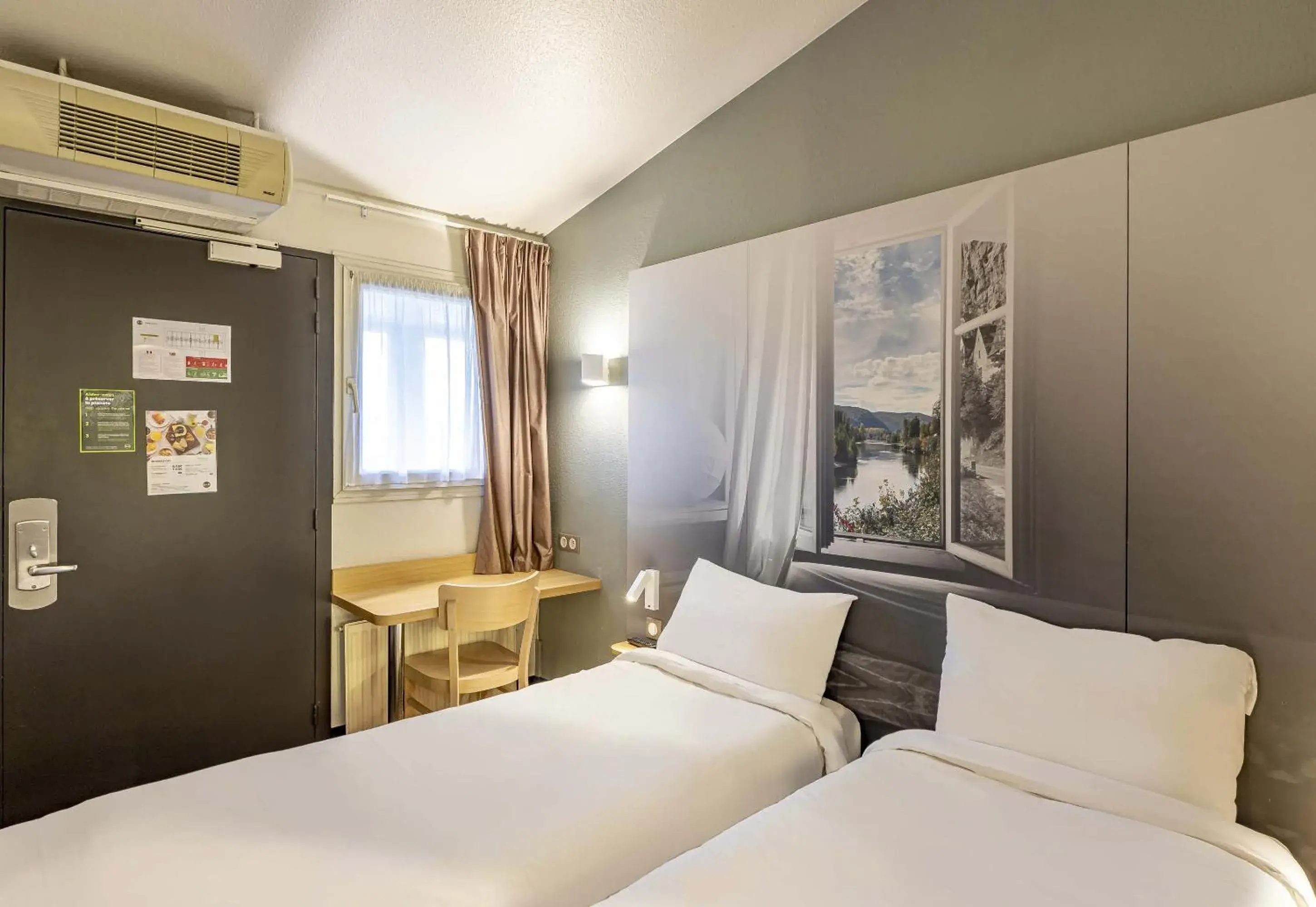 Twin Room in B&B HOTEL Périgueux Boulazac Twin Room in B&B HOTEL Périgueux Boulazac