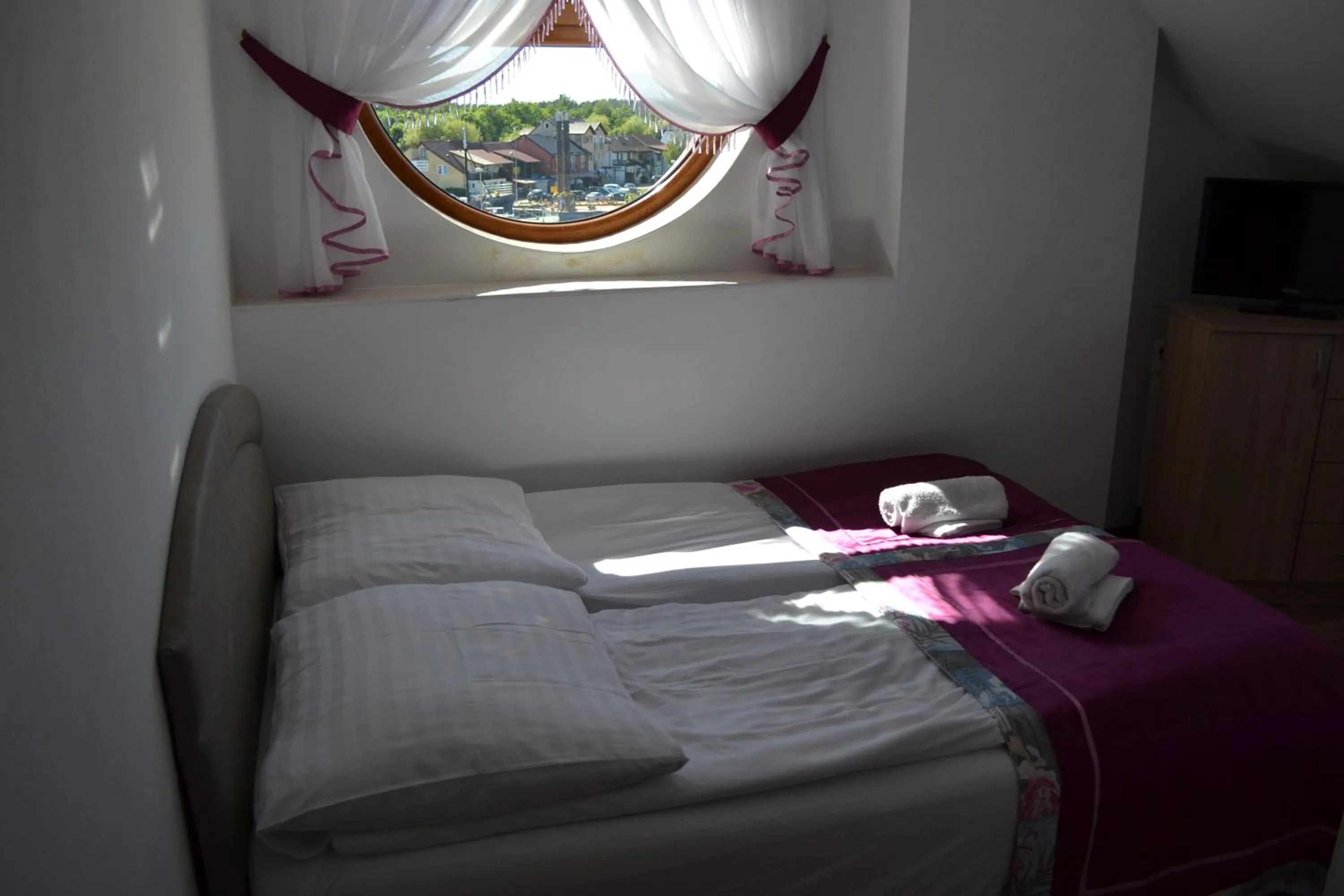 Photo of the whole room in Gościniec Kaszebe