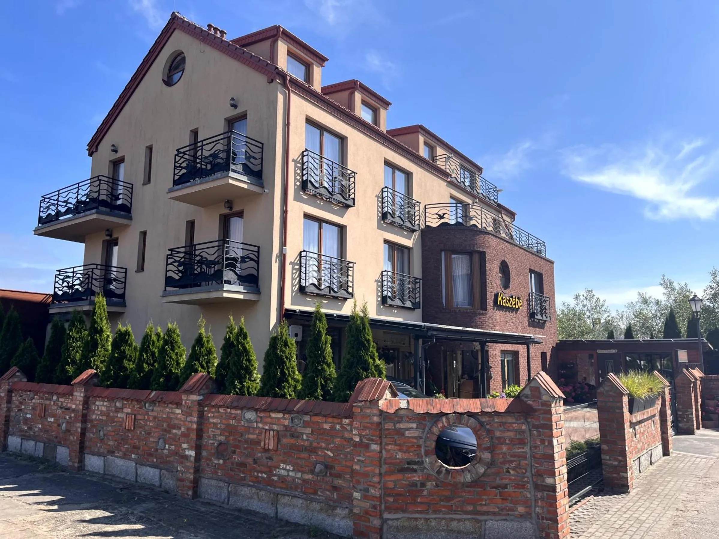 Property building in Gościniec Kaszebe