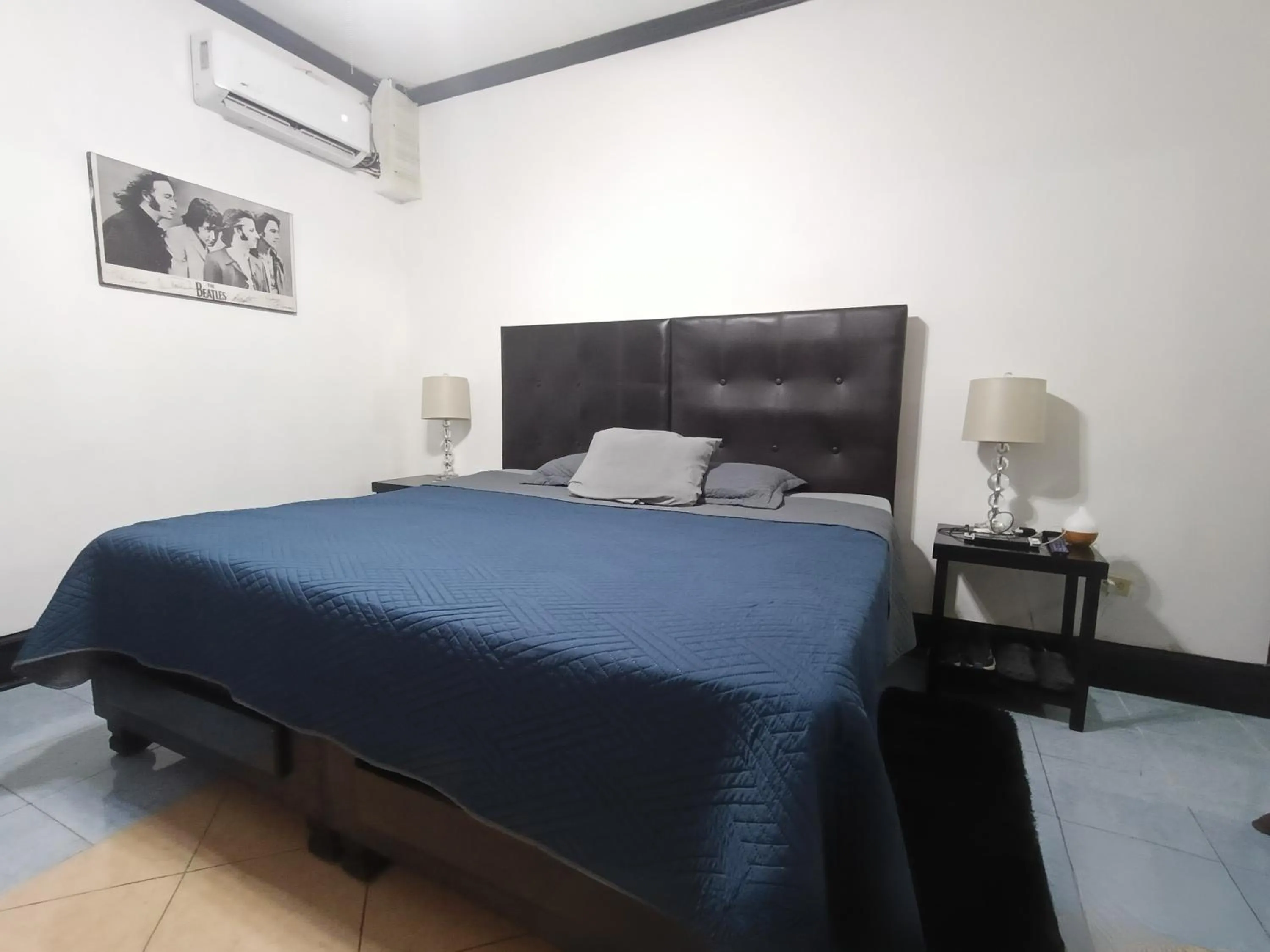 Bedroom, Bed in Hotel Garcias Suites, Linares