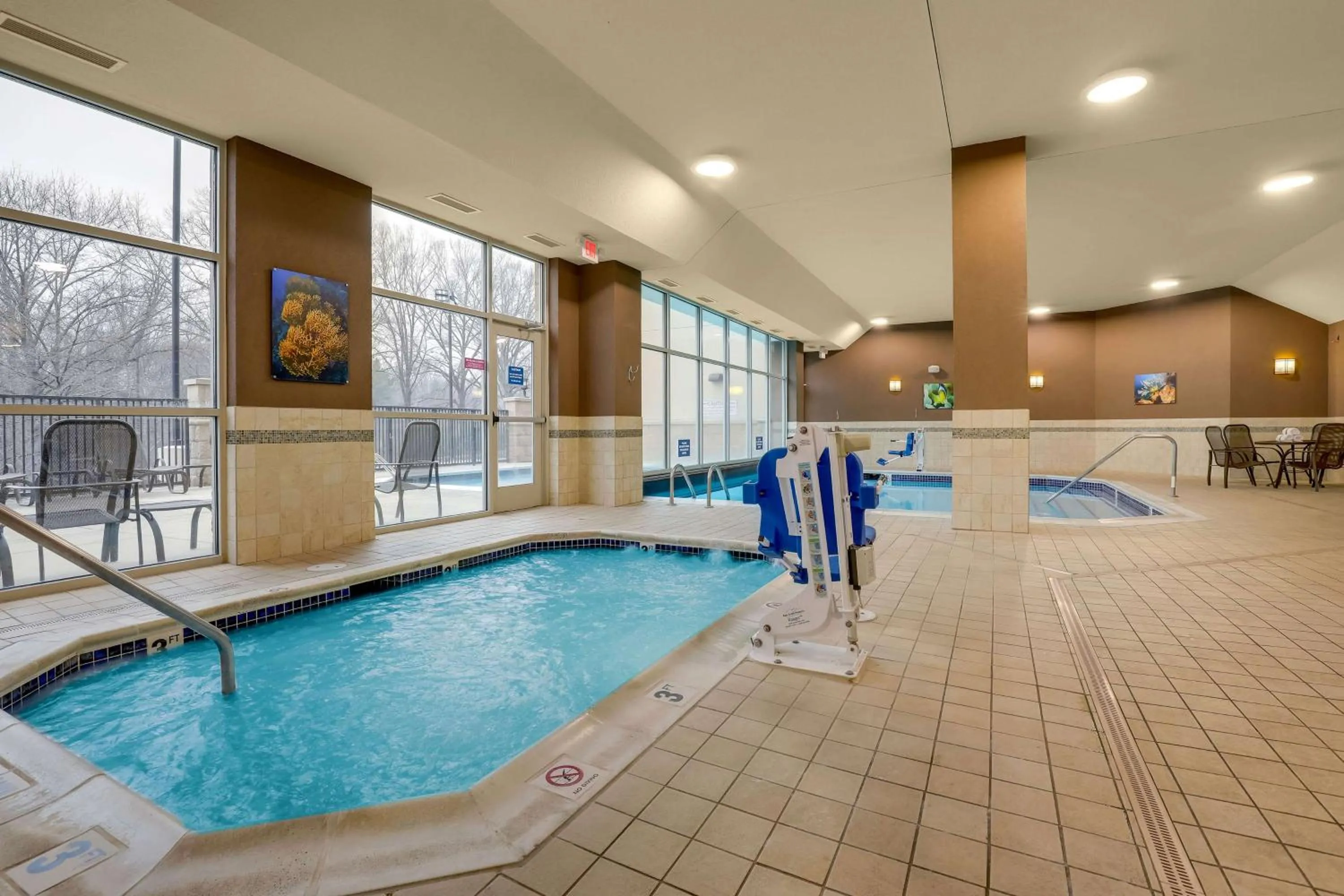 Pool view in Drury Inn & Suites Charlotte Arrowood