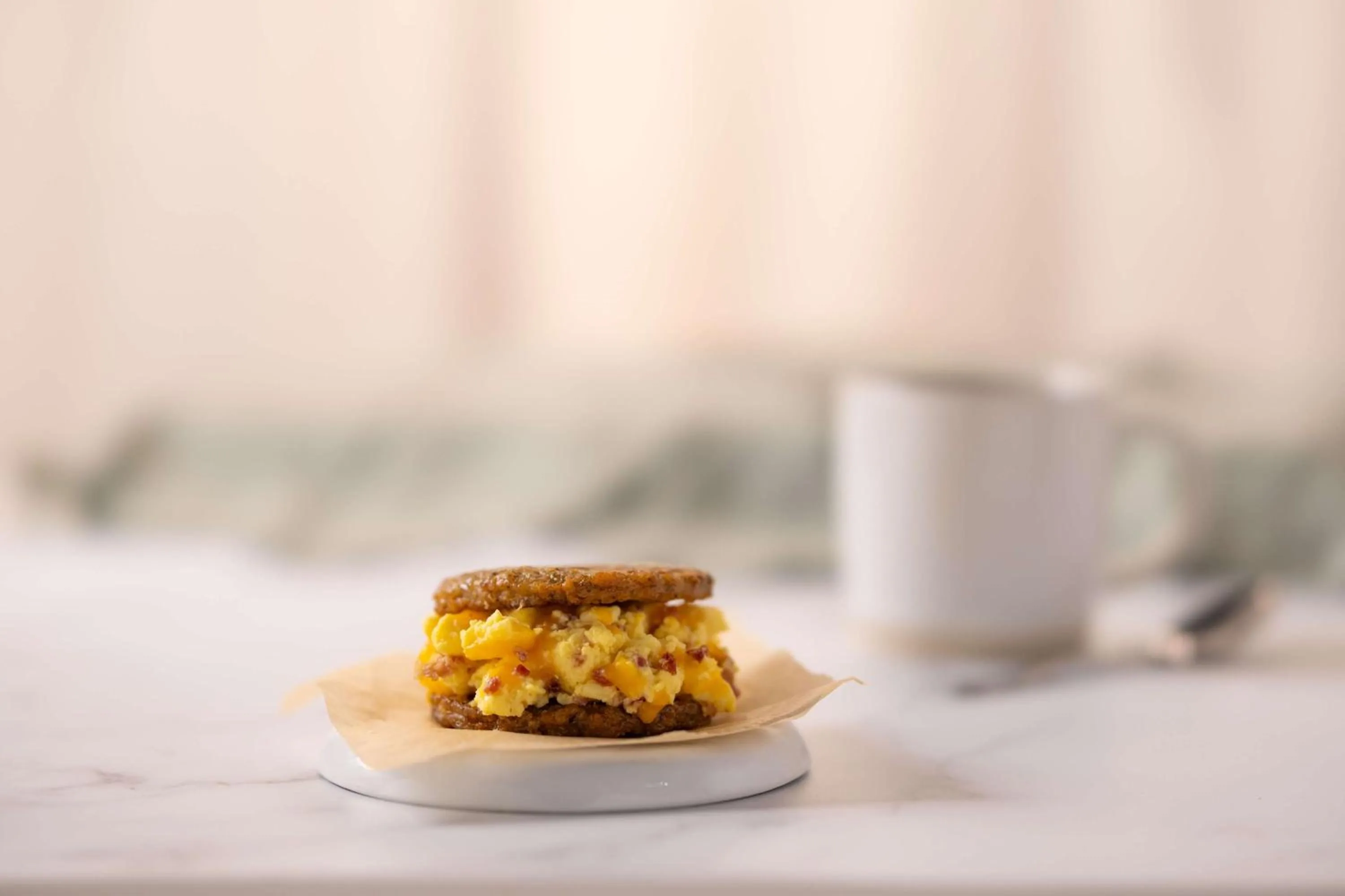 Breakfast in Drury Inn & Suites Charlotte Arrowood