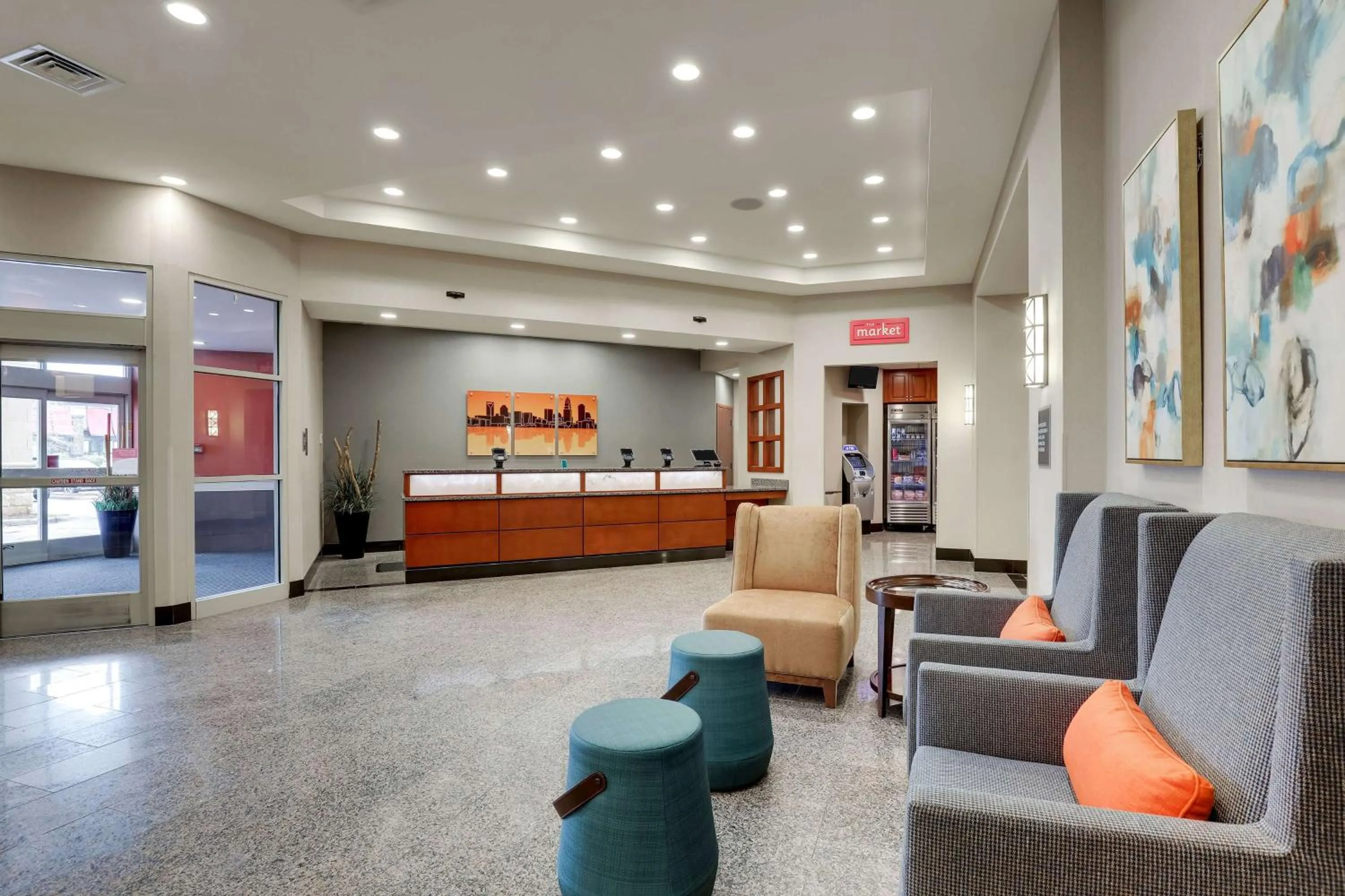 Lobby or reception in Drury Inn & Suites Charlotte Arrowood
