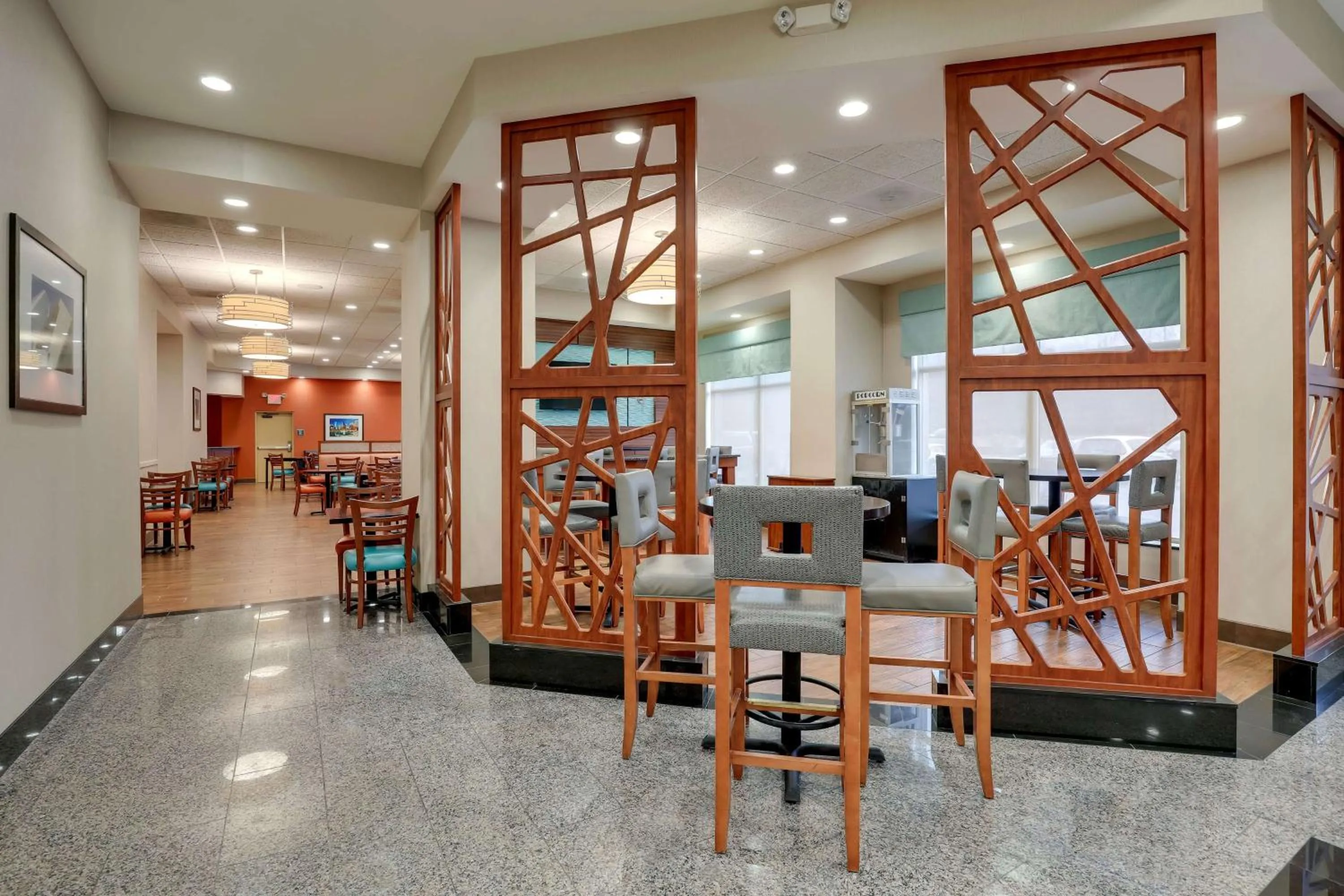 Breakfast in Drury Inn & Suites Charlotte Arrowood