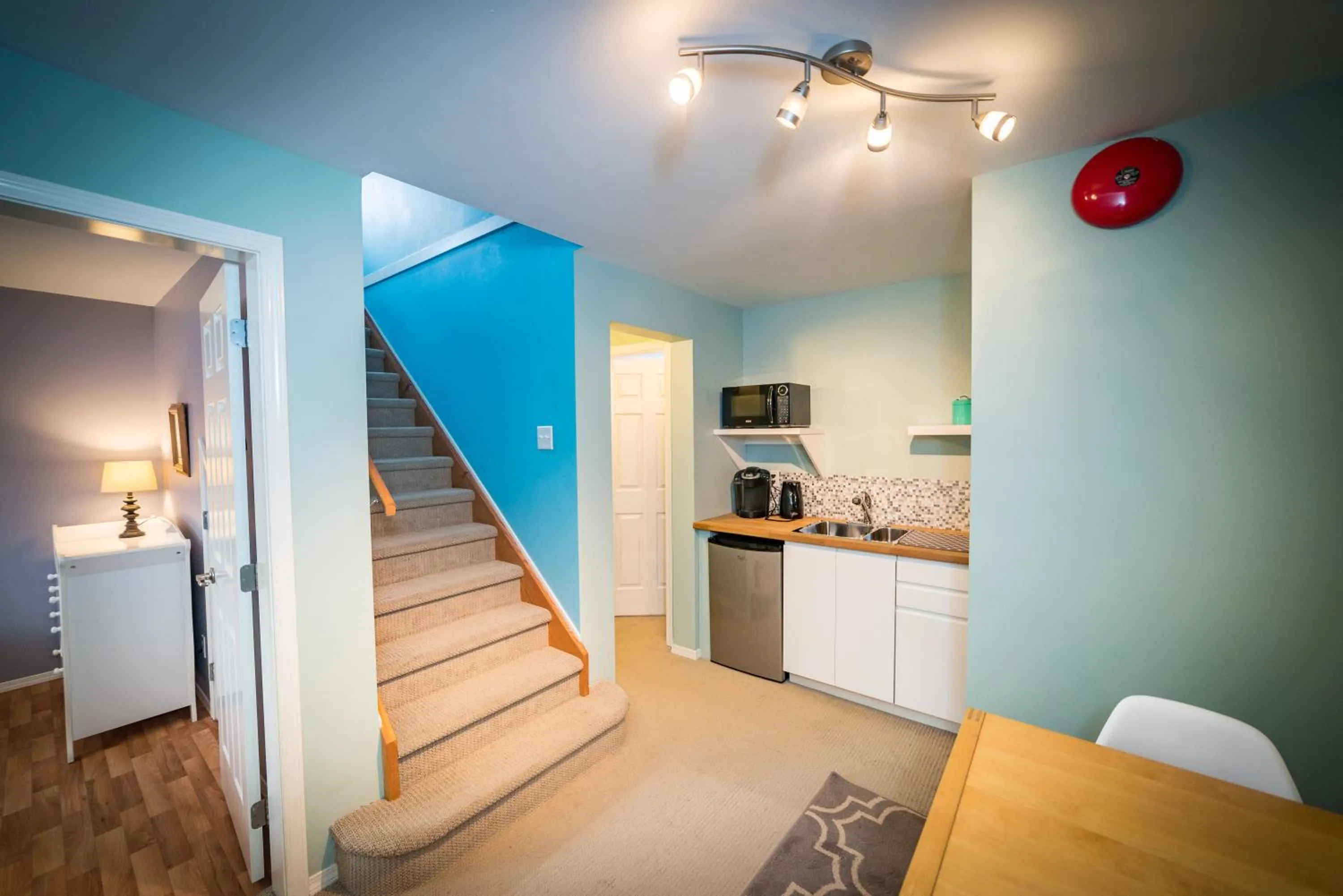 Kitchen or kitchenette in Cloudside Hotel