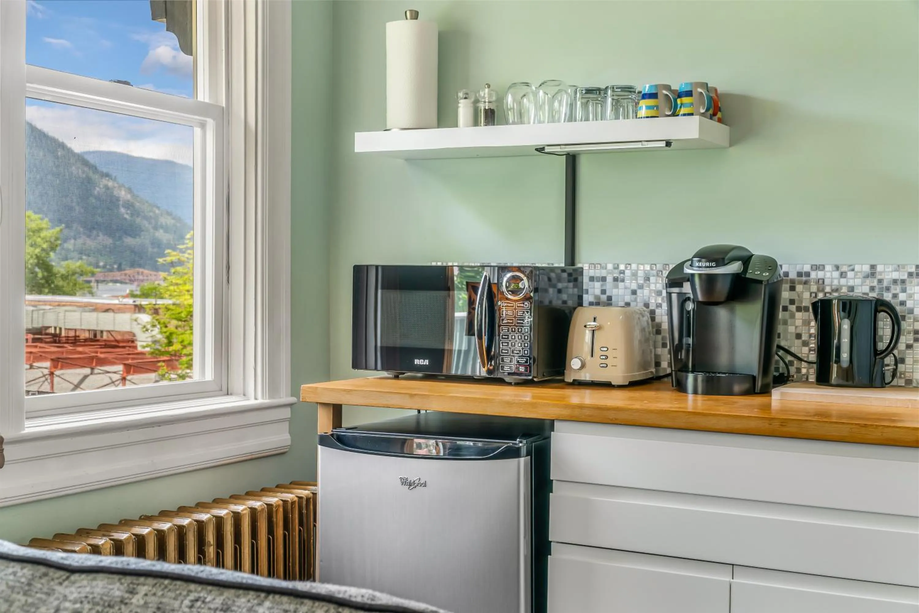 Coffee/tea facilities in Cloudside Hotel