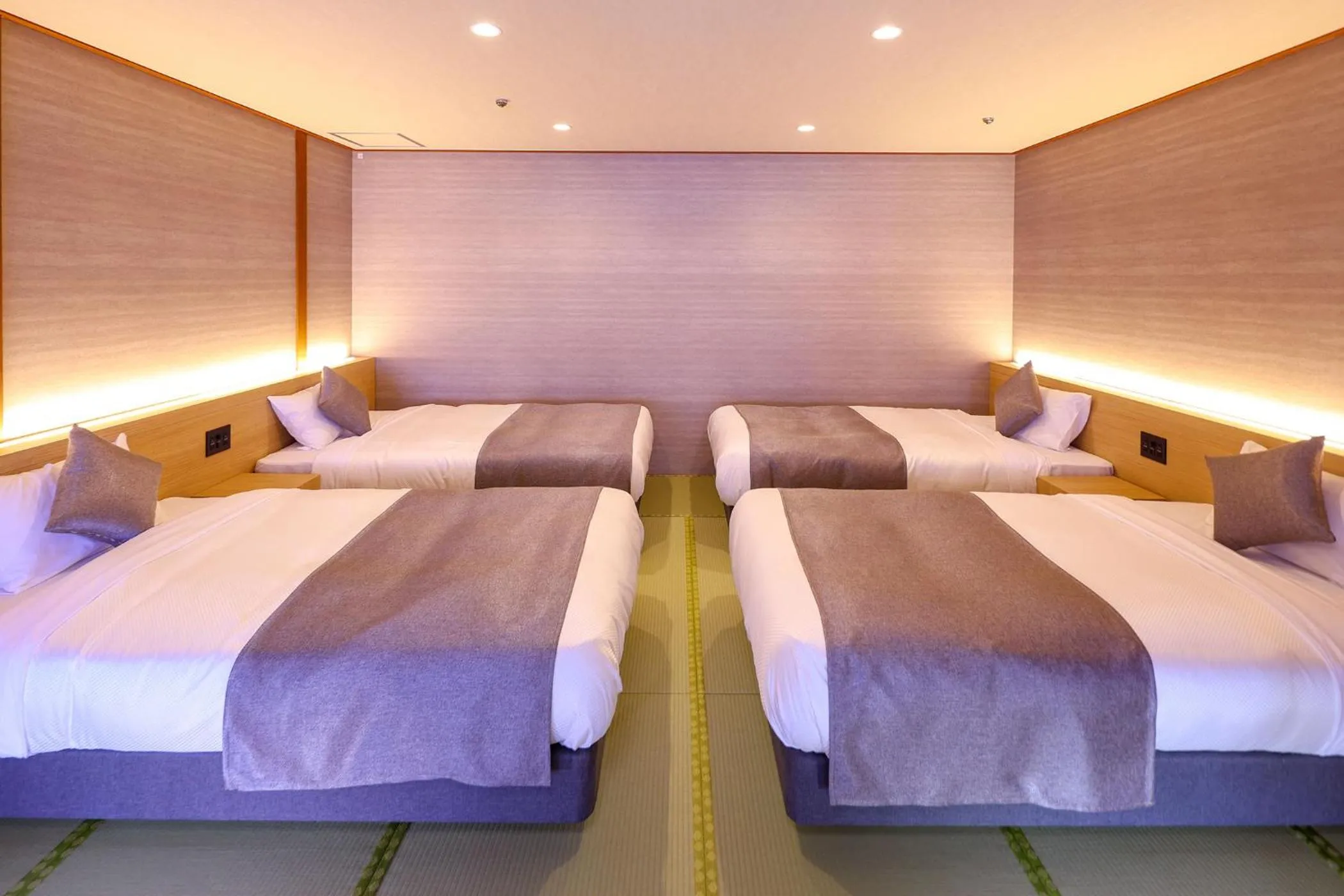 Bed in Ooedo Onsen Monogatari Premium Yamashitaya