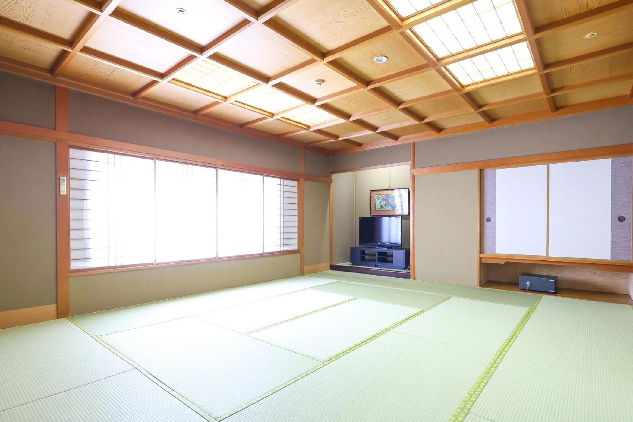 Photo of the whole room in Ooedo Onsen Monogatari Premium Yamashitaya