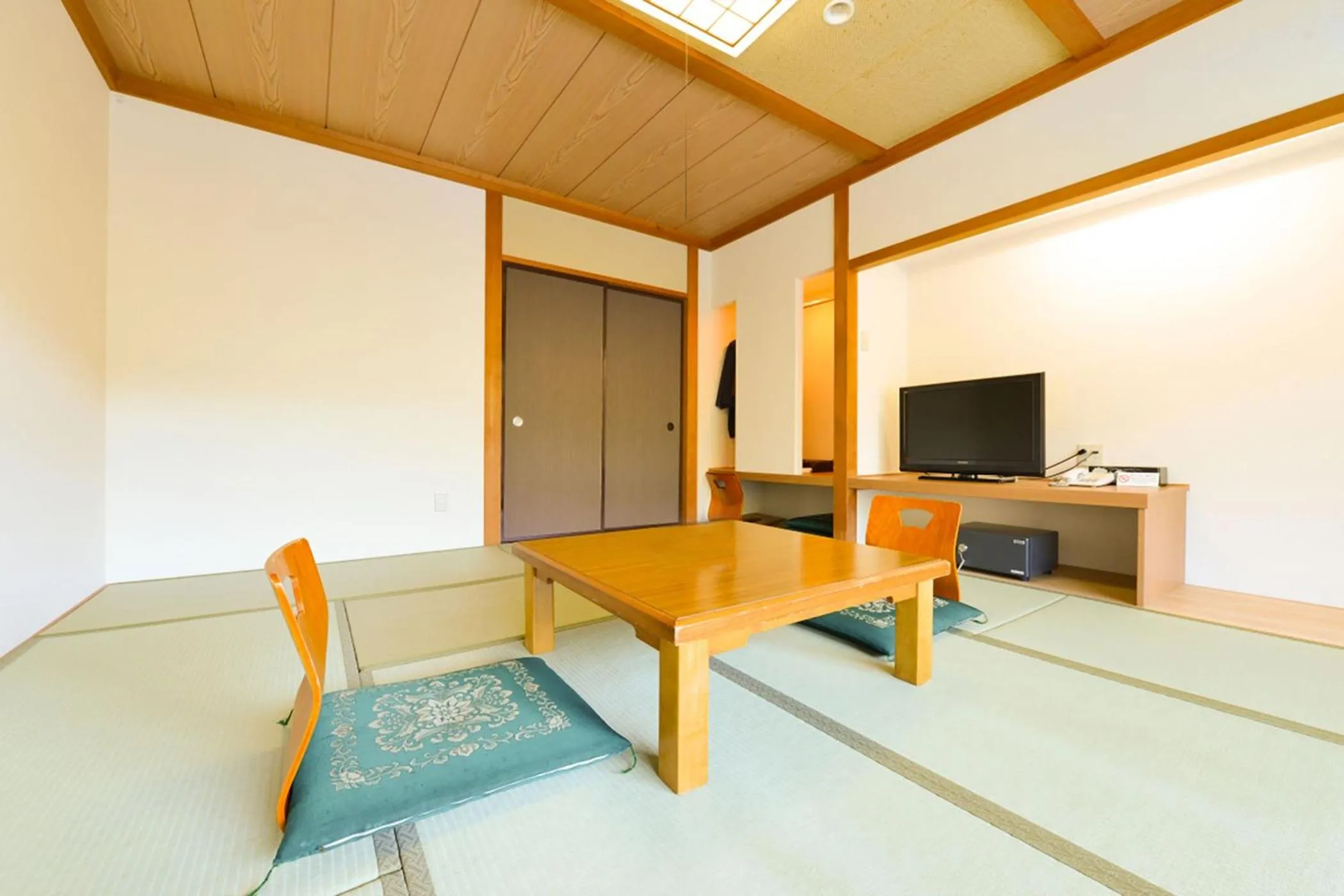 Ooedo Onsen Monogatari Hotel Kinugawa Gyoen