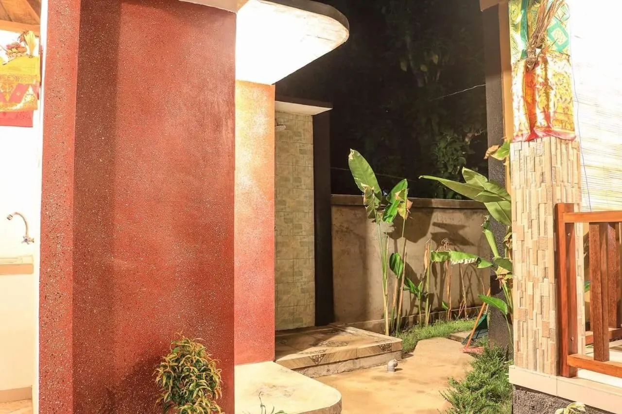 Reynold Artha Guest House