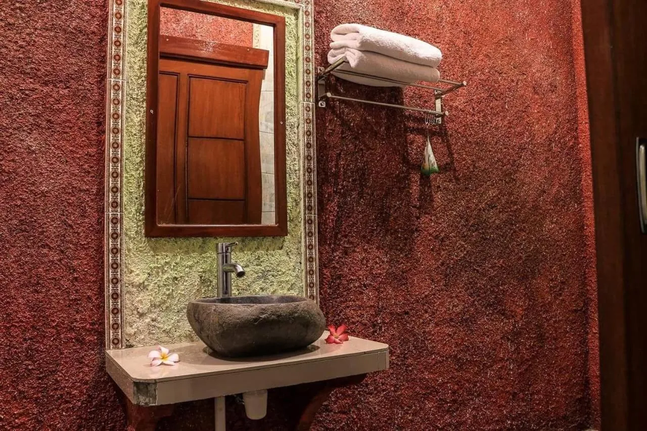 Reynold Artha Guest House