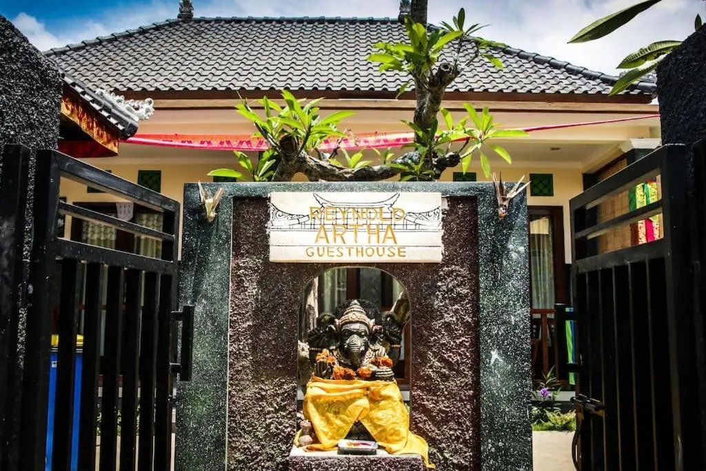 Reynold Artha Guest House