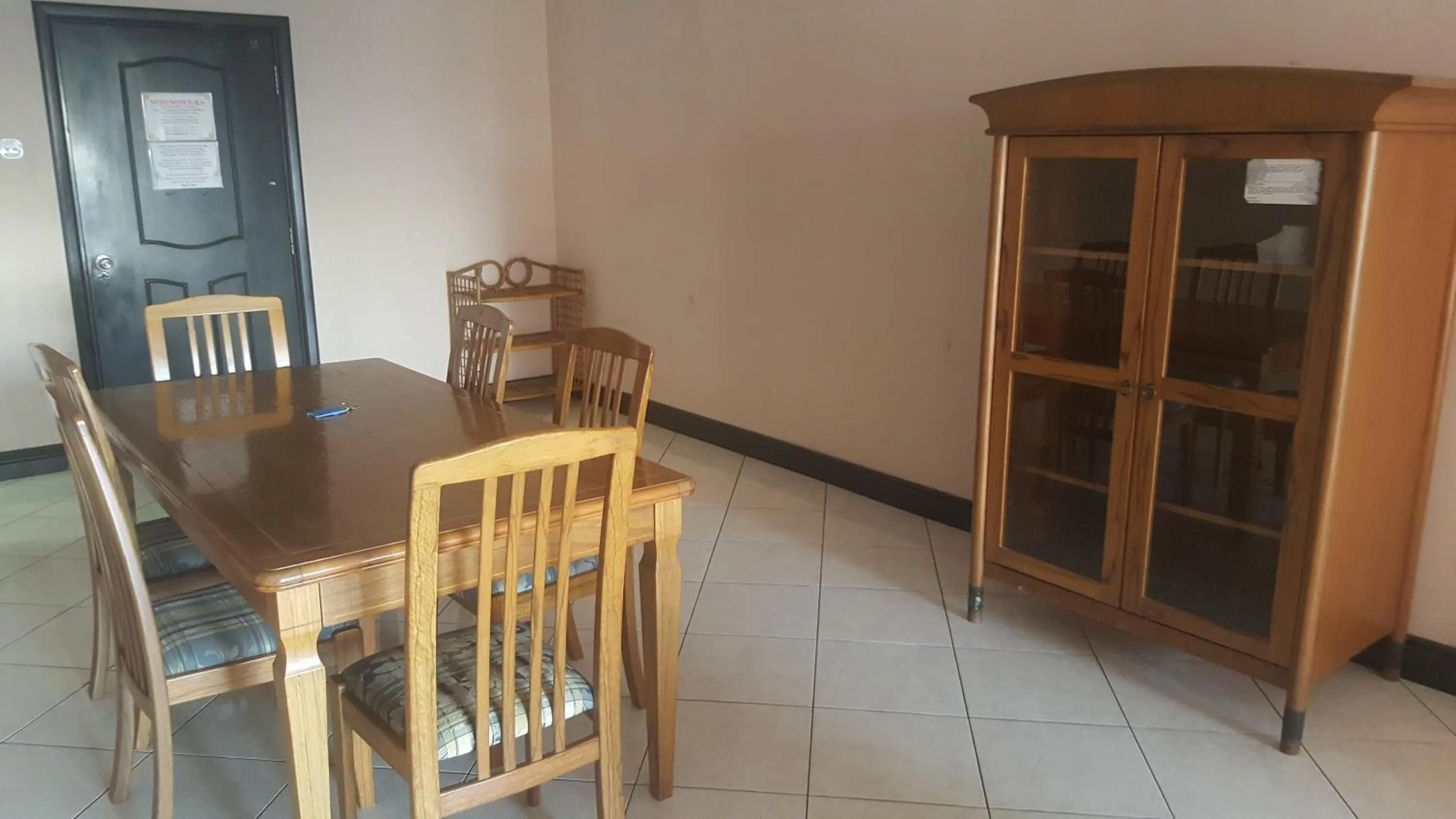 Dining area in Homestay Marina Court Resort