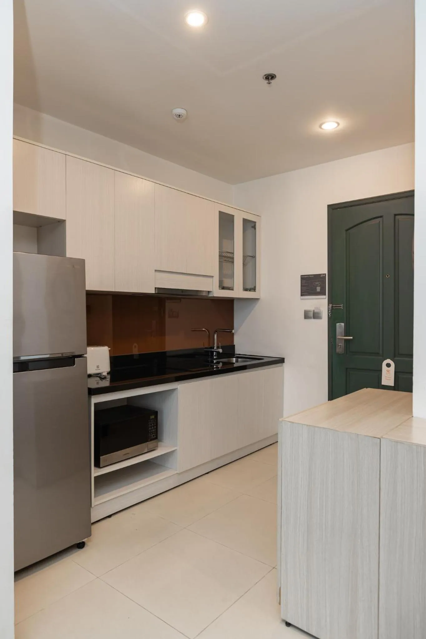 stove in Đô Thành Residence by DDH