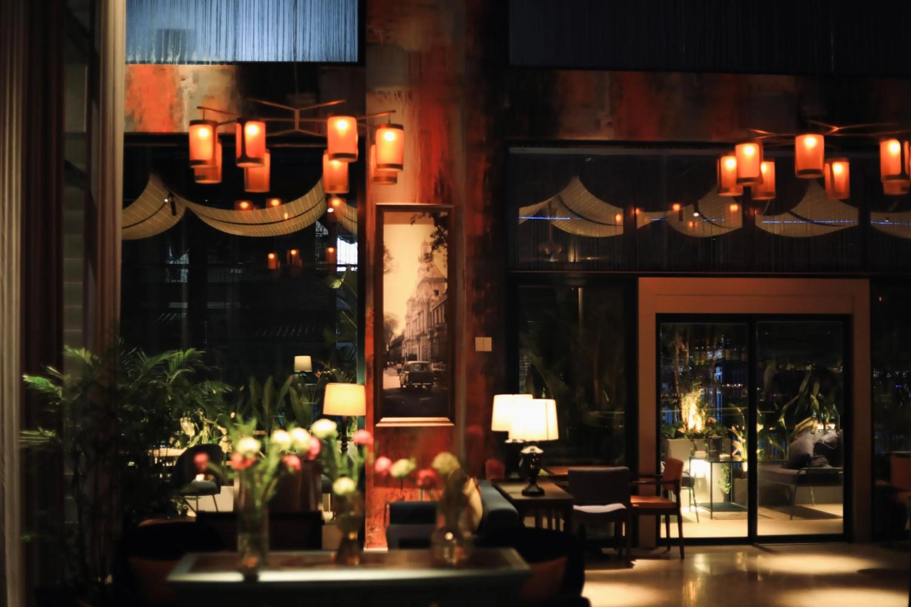 Restaurant/places to eat in Đô Thành Residence by DDH