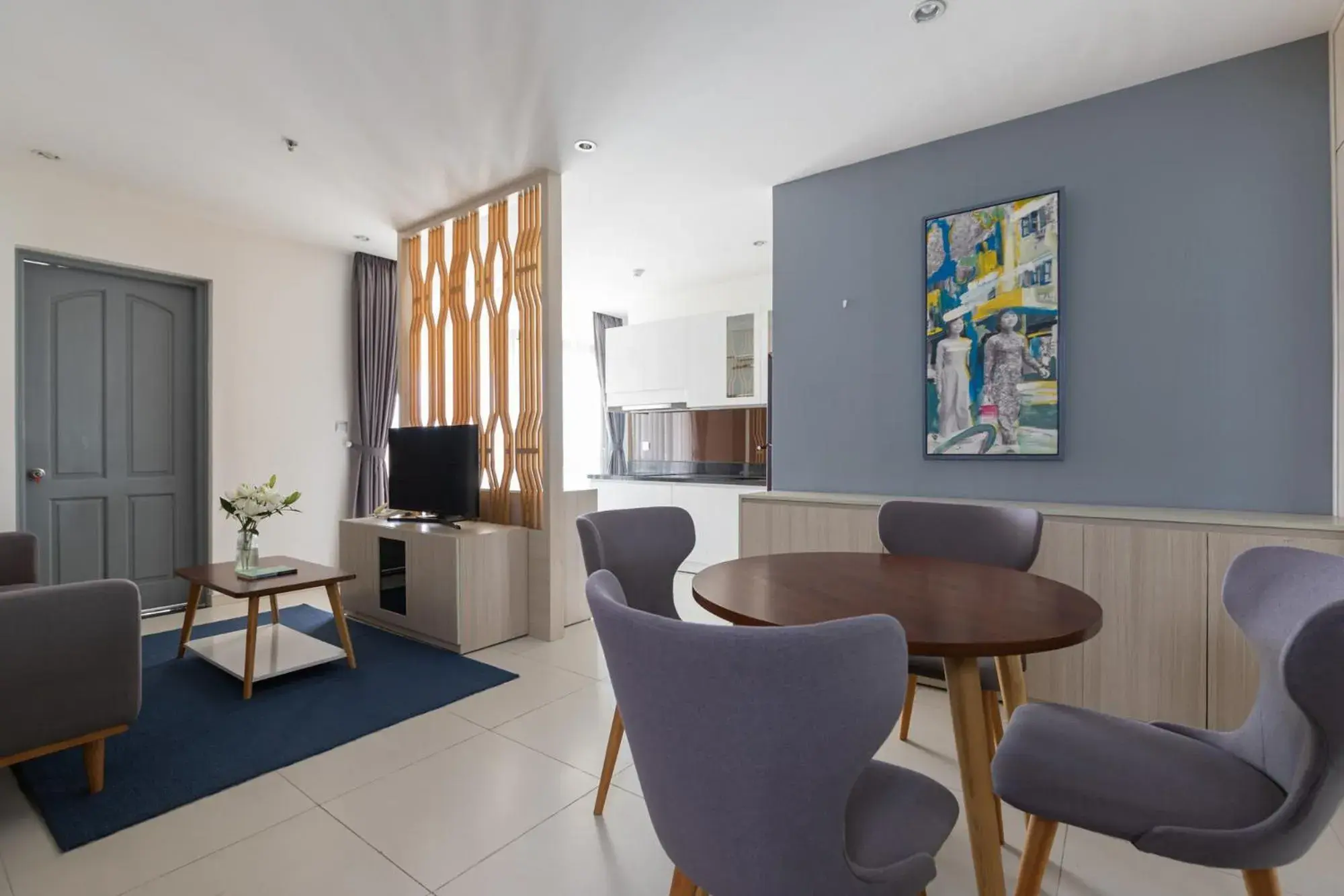 One-Bedroom Apartment with City View in Đô Thành Residence One-Bedroom Apartment with City View in Đô Thành Residence